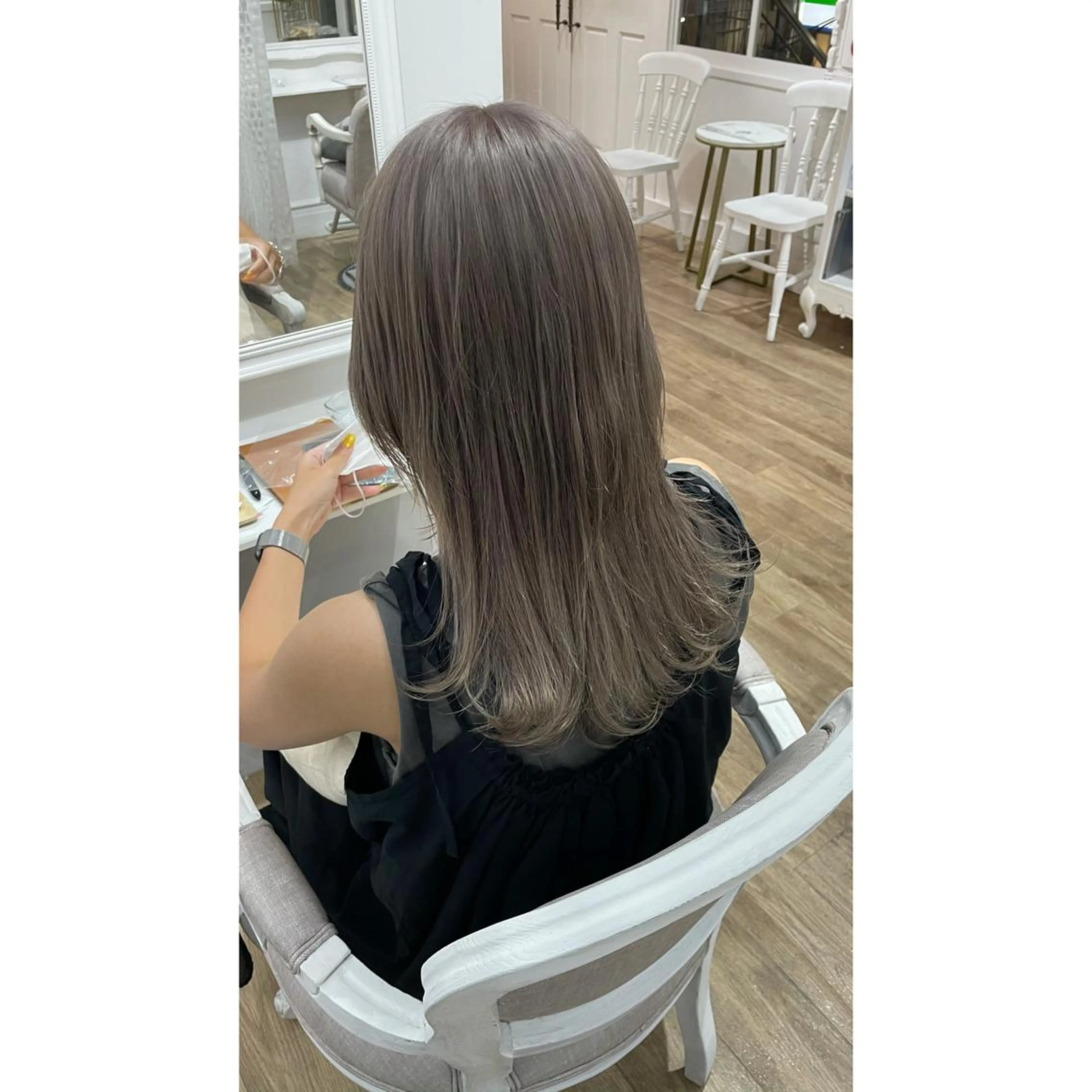 セミロング カラー 梅田/髪質改善カラー ❄︎ mikiのヘアスタイル