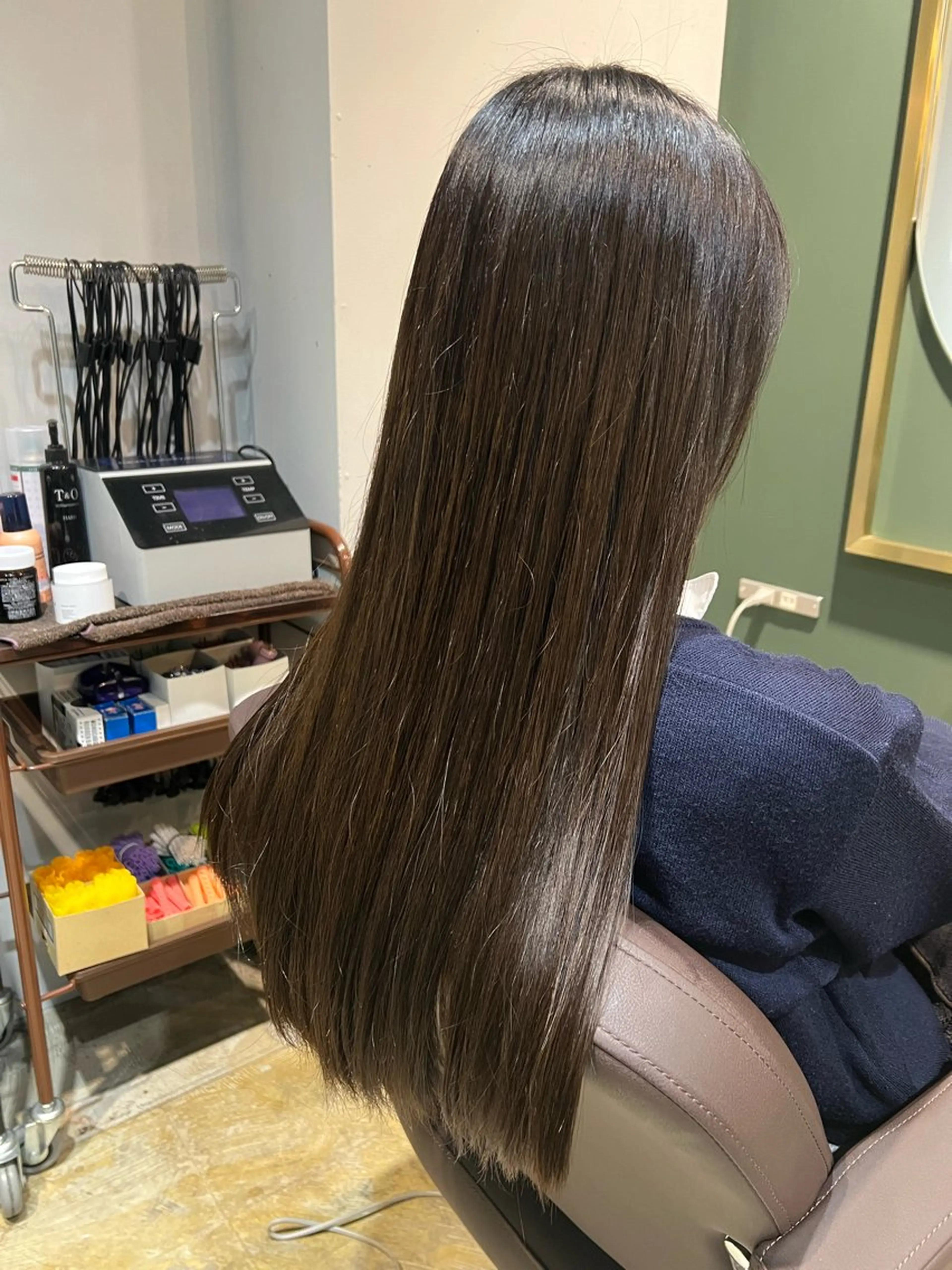 ロング カラー ブラウンカラー ナチュラルブラウン ヘアカラー トリートメント カラースペシャリスト しょう🧑🏼‍🎨のヘアスタイル