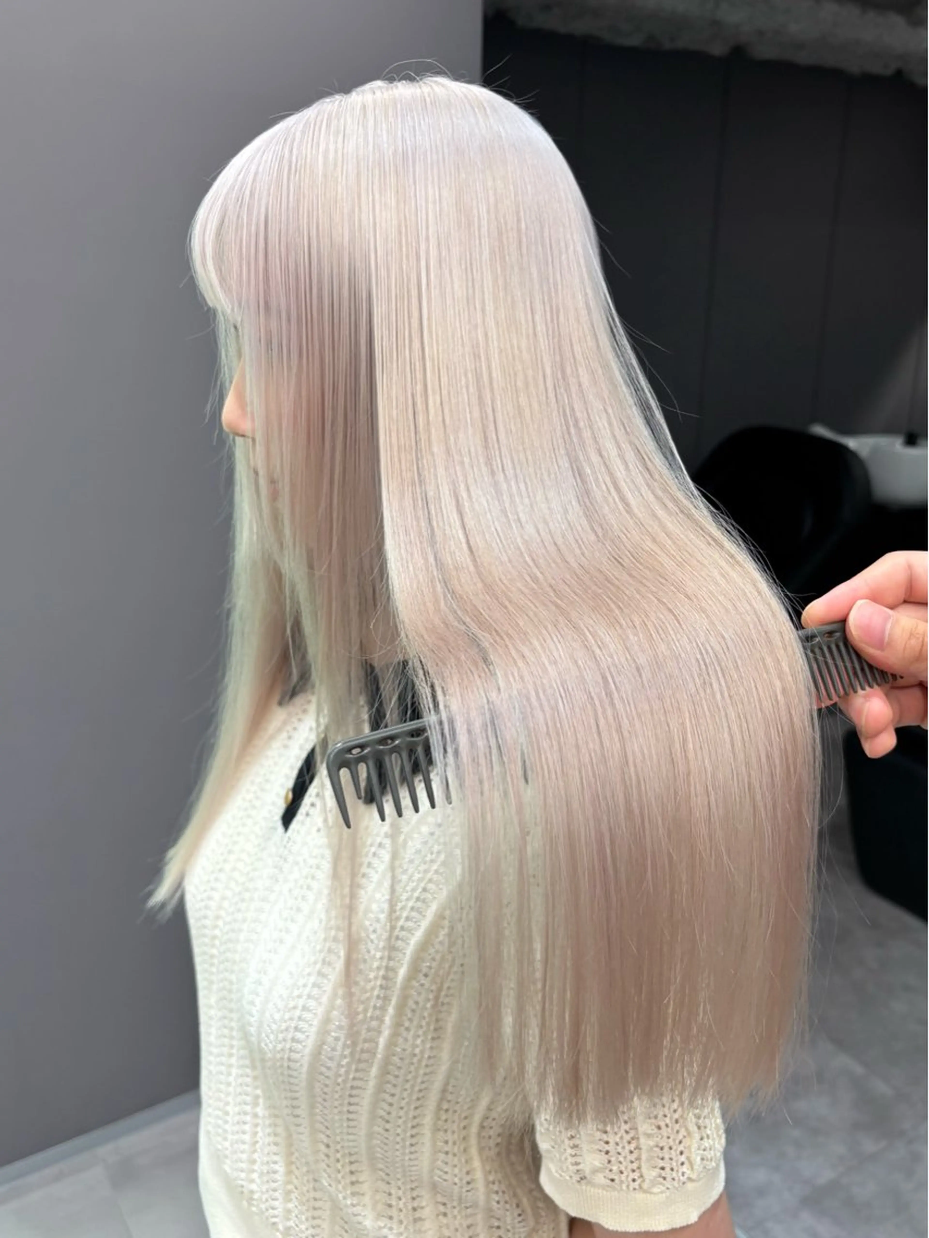 セミロング カラー ブリーチ ハイトーンカラー ヘアカラー トリートメント 名古屋／デザイン／ ブリーチ/松井亮磨のヘアスタイル