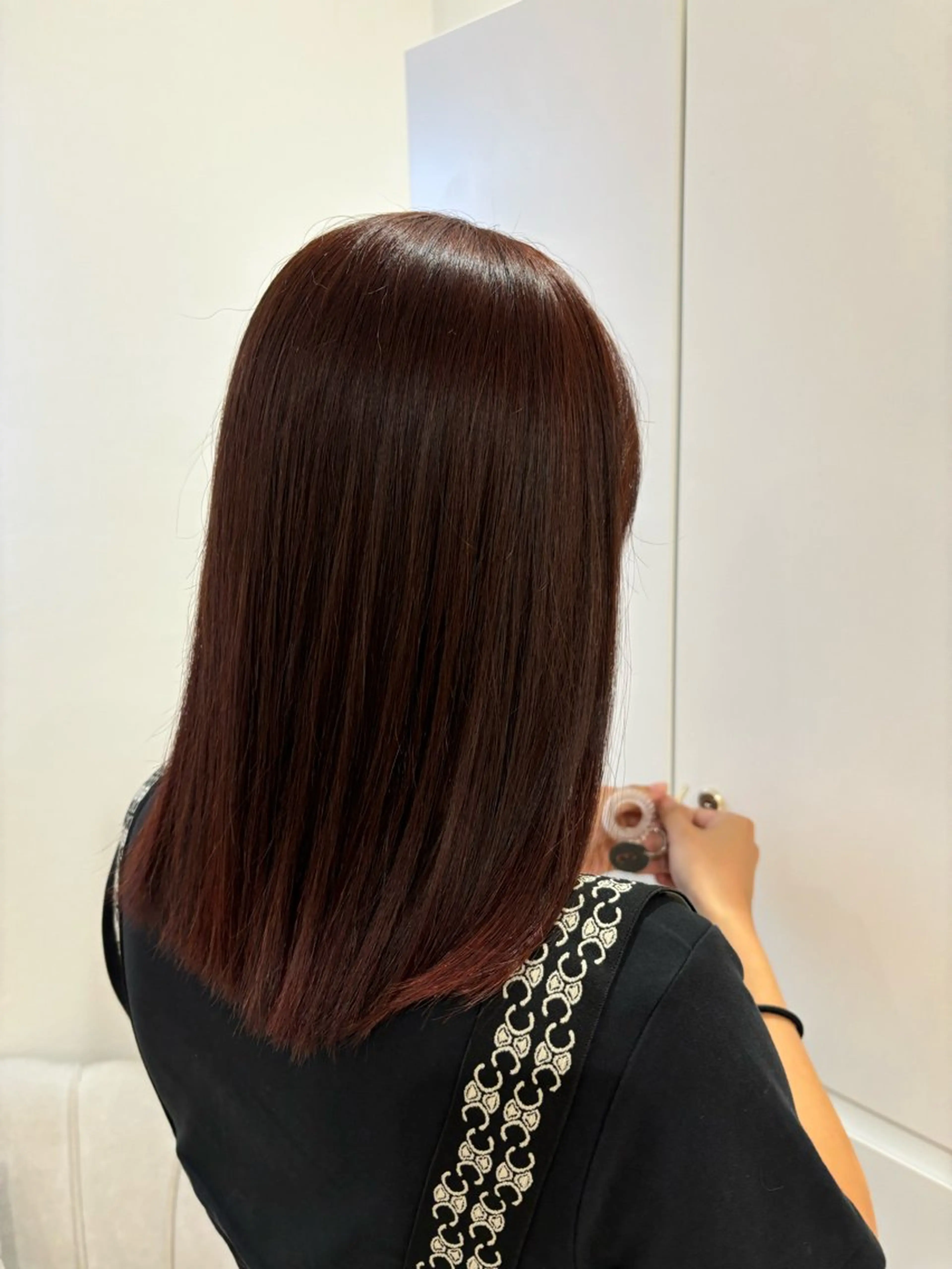 ミディアム カラー MOMOHA/ 🍑レイヤーカットのヘアスタイル