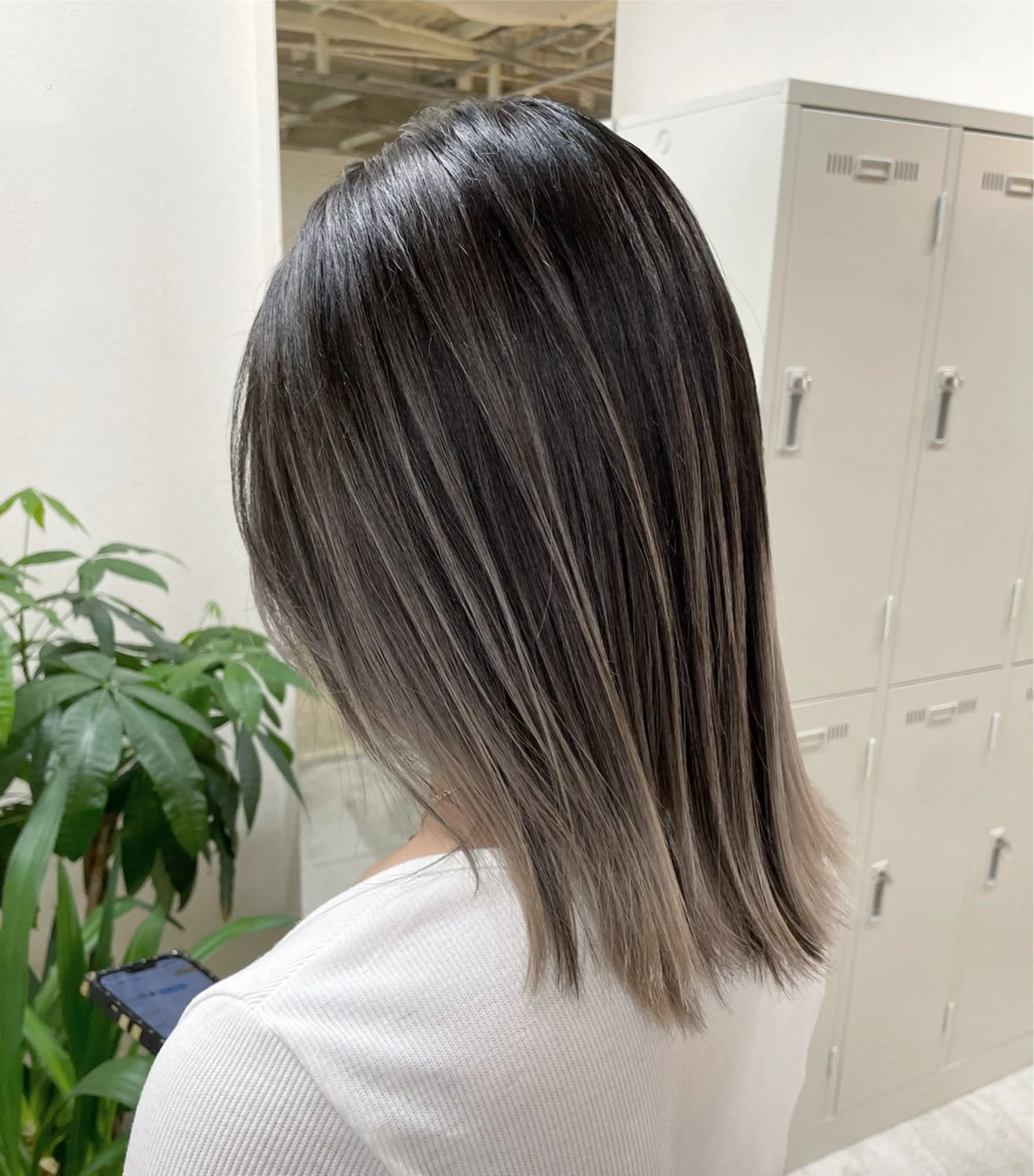 ミディアム レイヤーカット fand千葉 Sayaka❄️のヘアスタイル