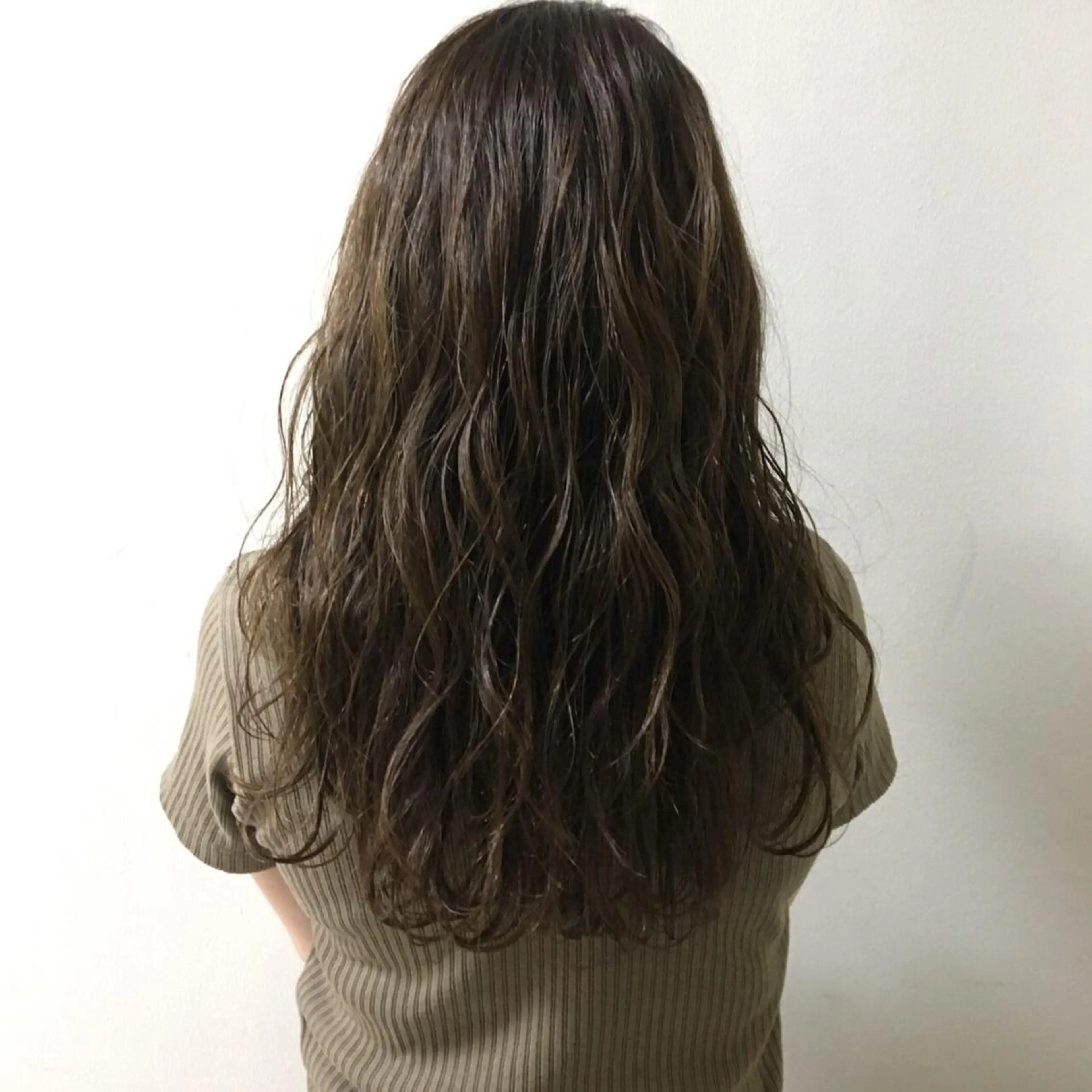ロング カラー ナナシ所属・✨髪質改善／縮毛矯正 木村和司✨のヘアスタイル