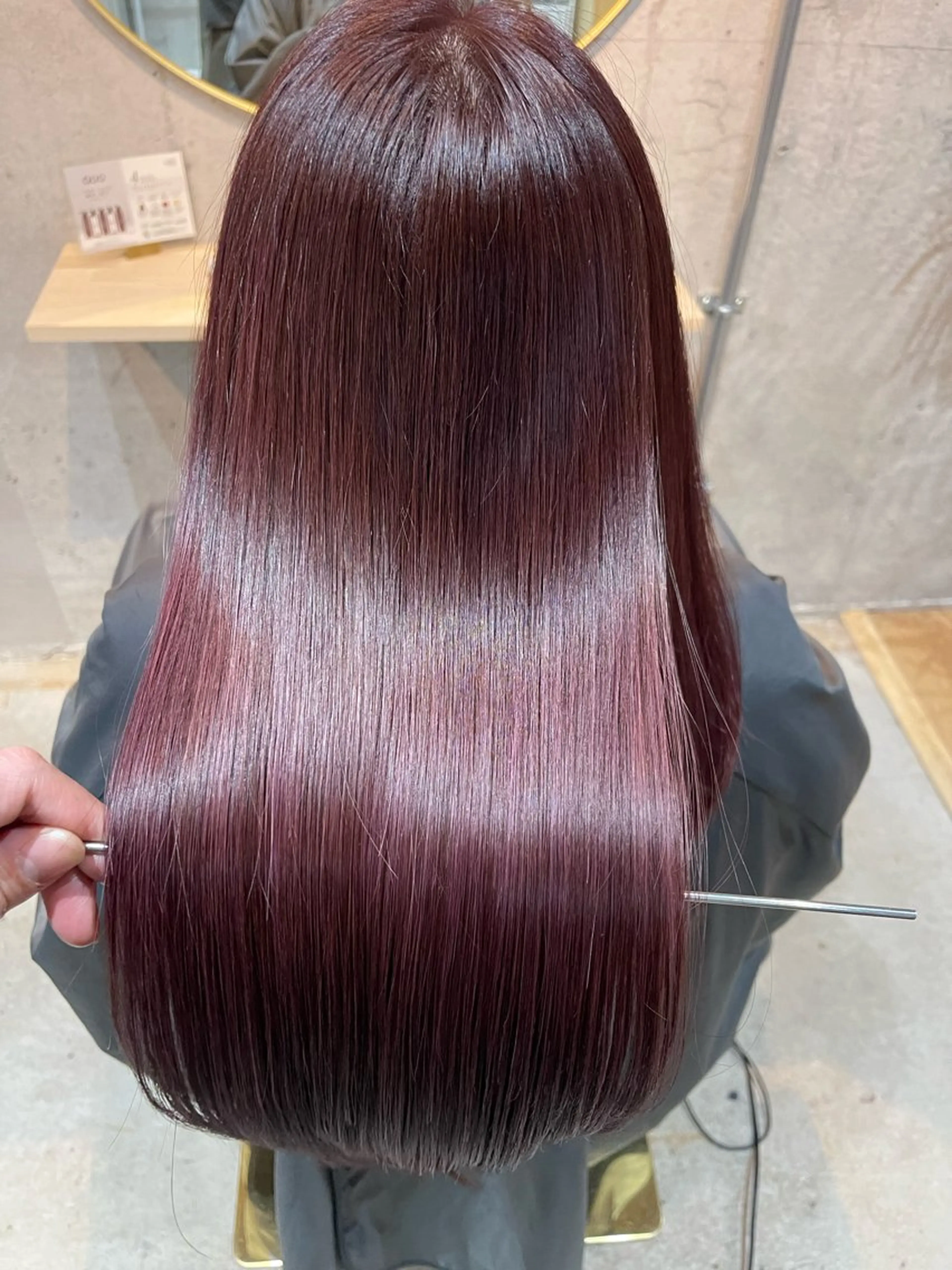 ロング QOO 戸越銀座所属・岩田 梨沙のヘアスタイル