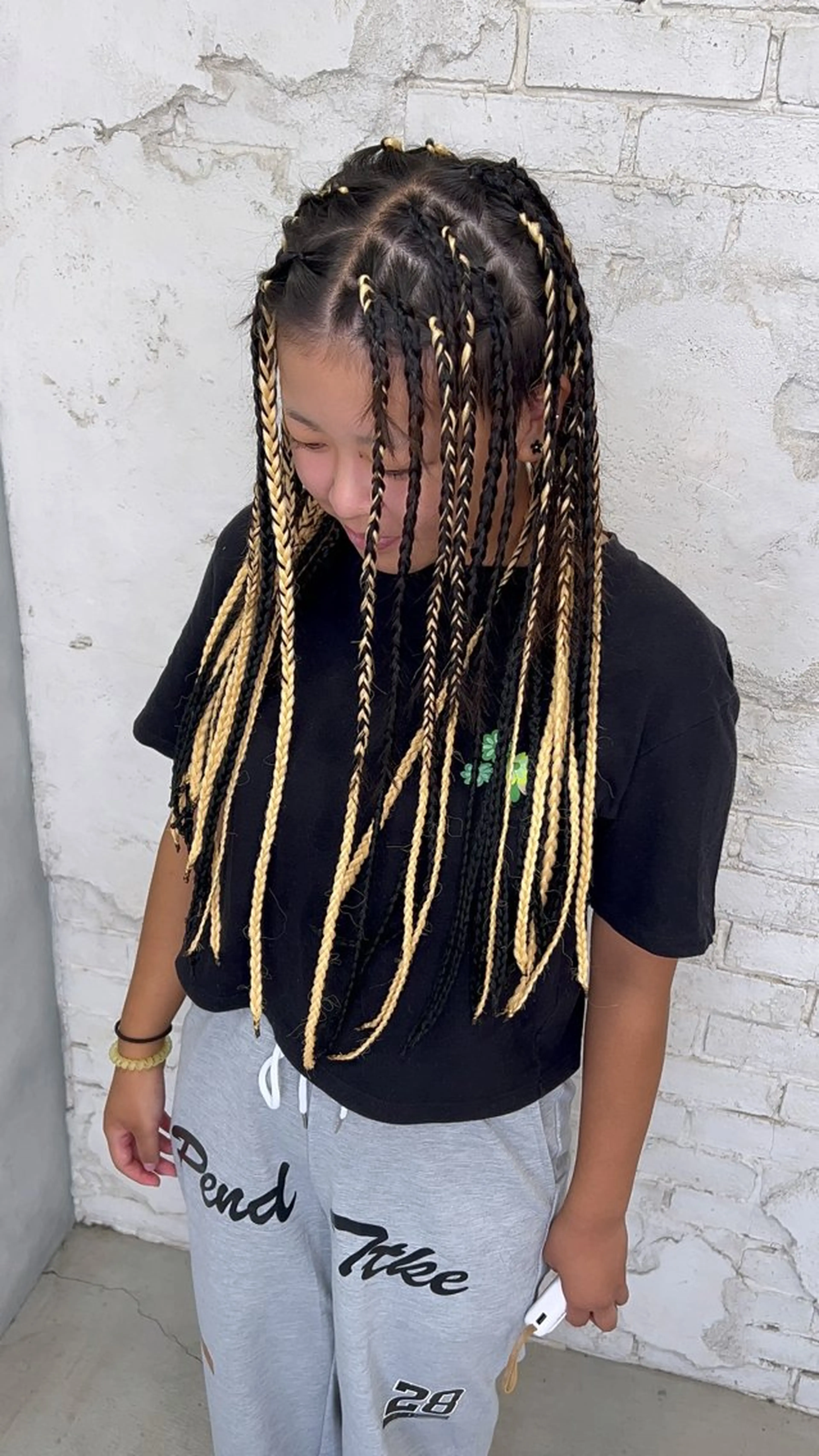 ロング エクステ 派手髪支持率No1 Eisukeのヘアスタイル