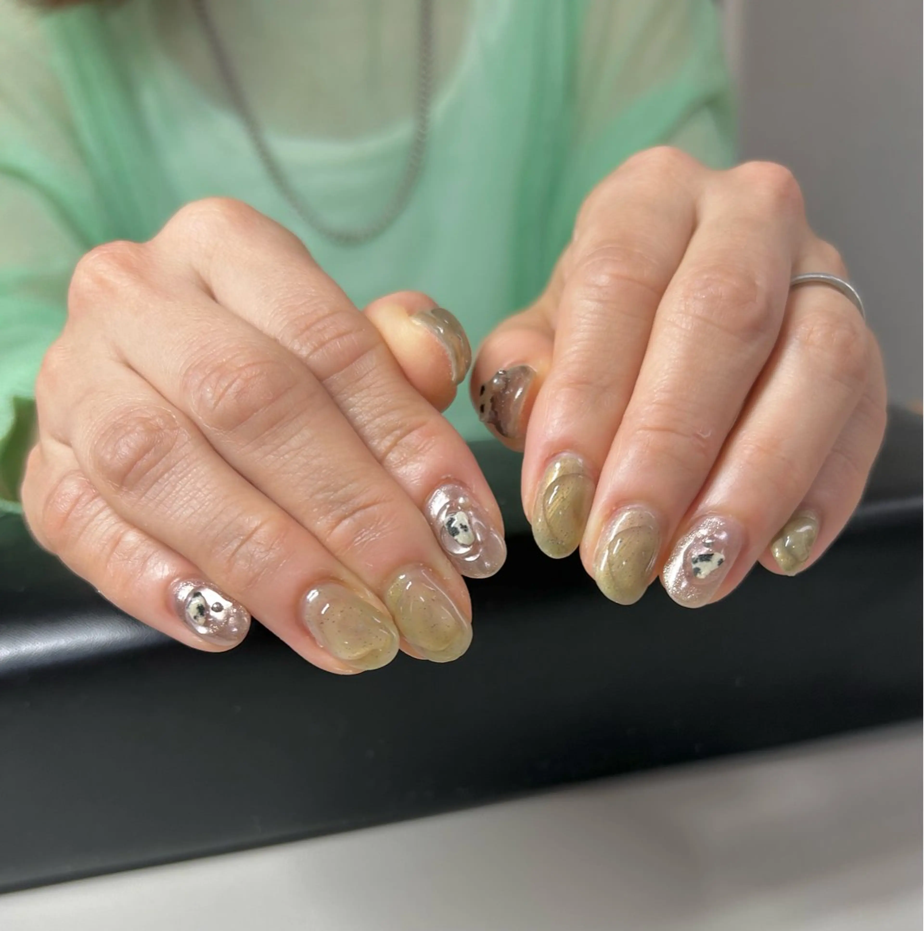 ネイル ハンドネイル 大橋 那月のネイルデザイン