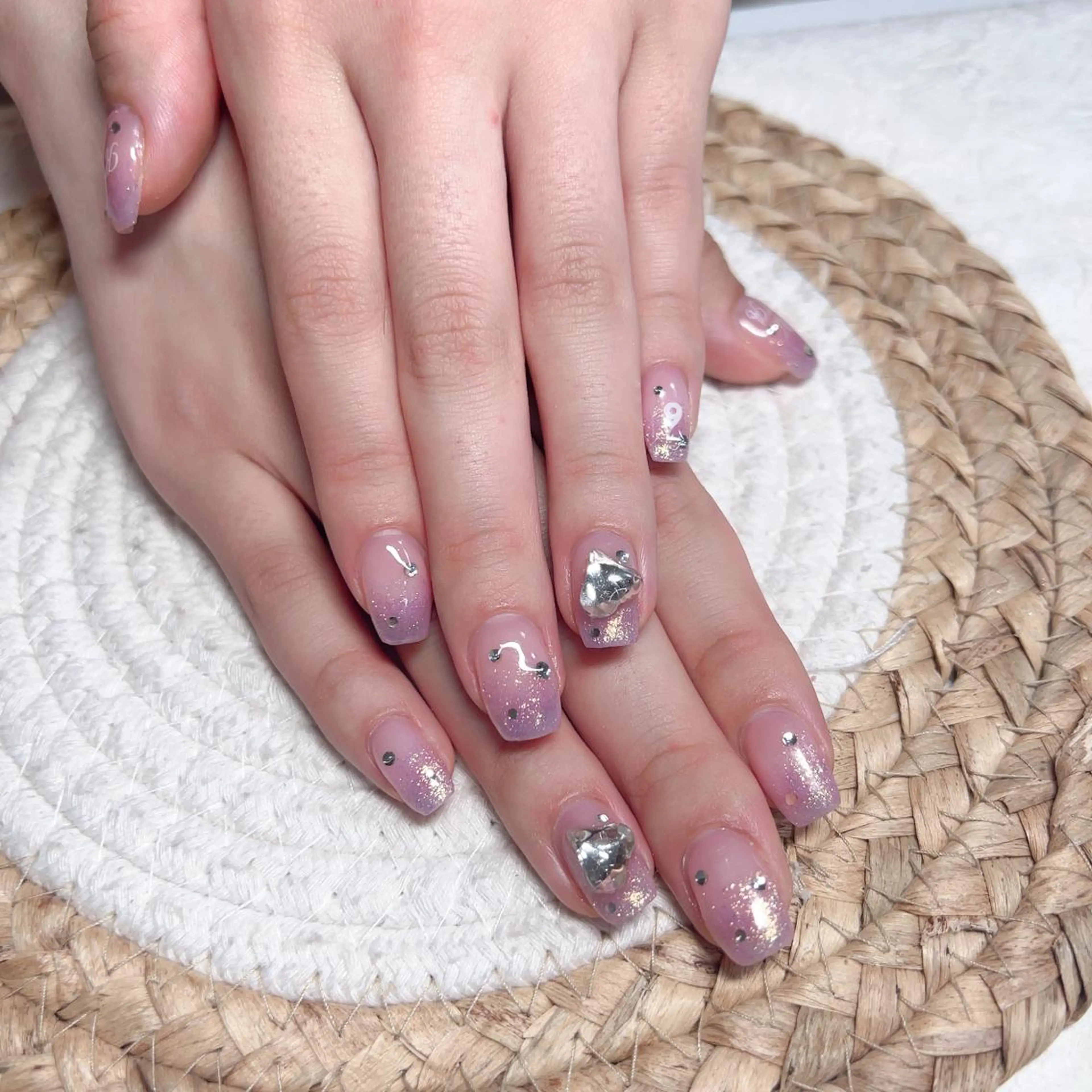 ネイル Maggie Nail🦩のネイルデザイン
