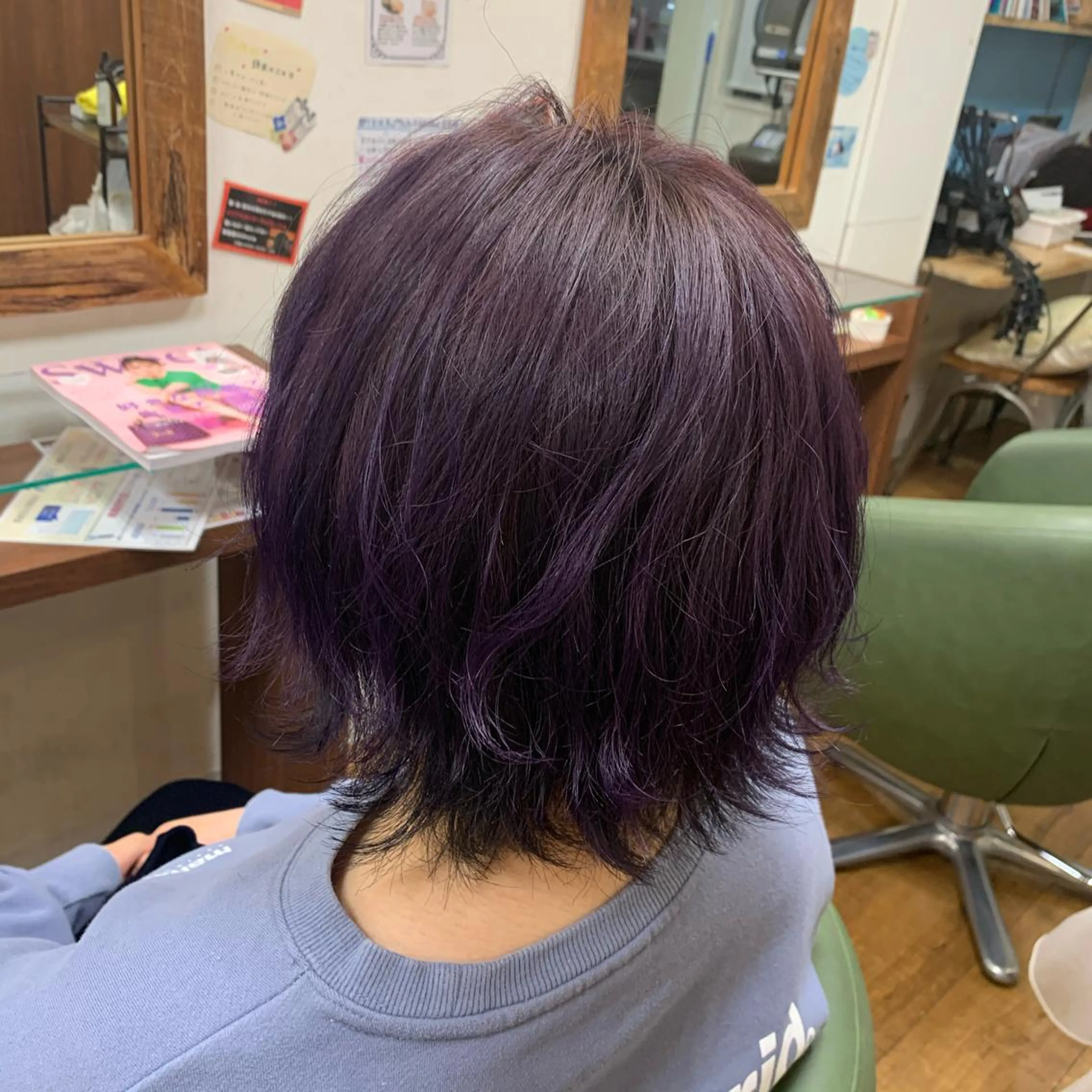 ショート カラー march merryのヘアスタイル