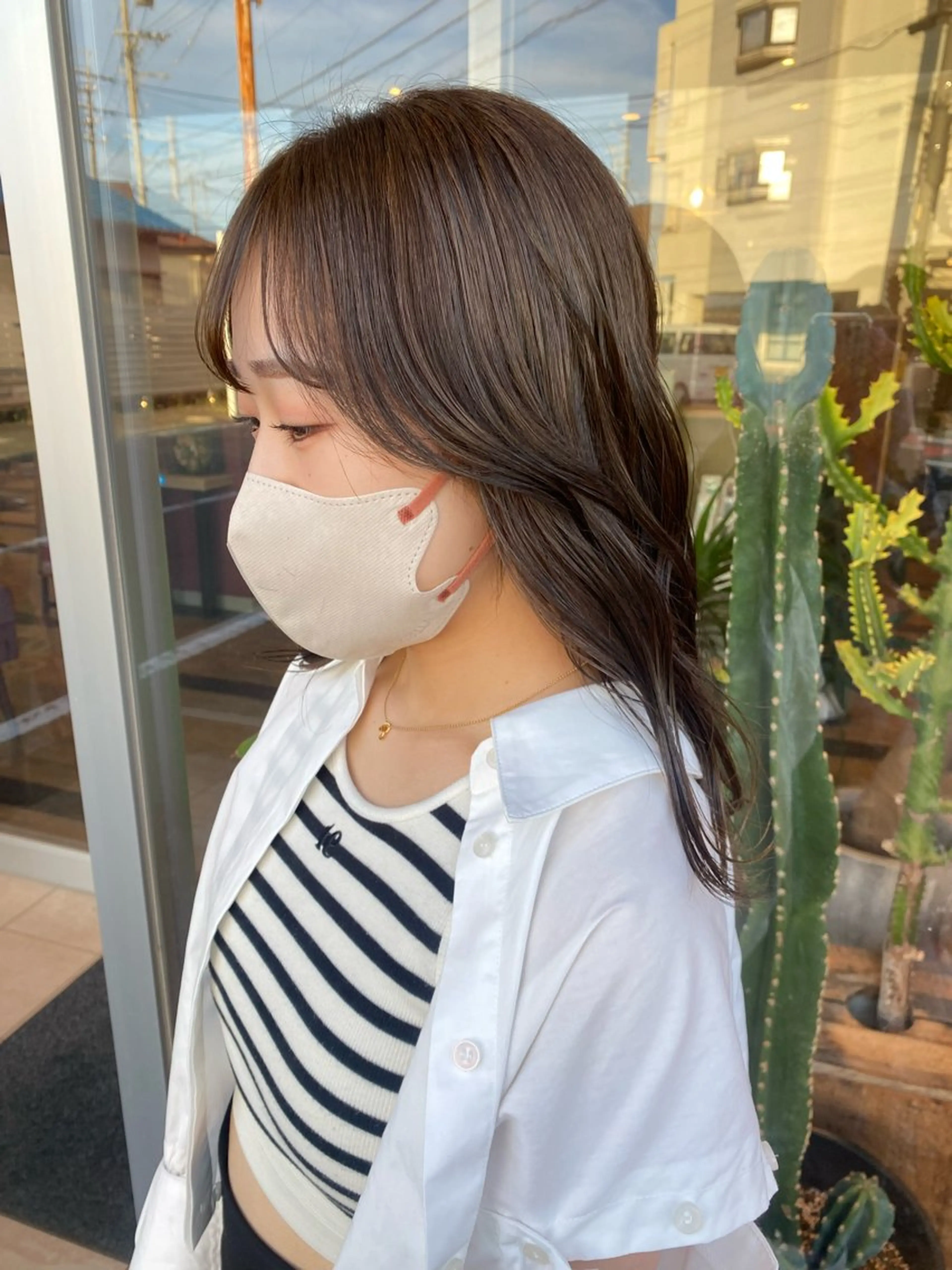 セミロング カラー アッシュ ベージュカラー 透明感カラー グレージュ オリーブベージュ ブリーチ/ダブル カラー🧸こころのヘアスタイル