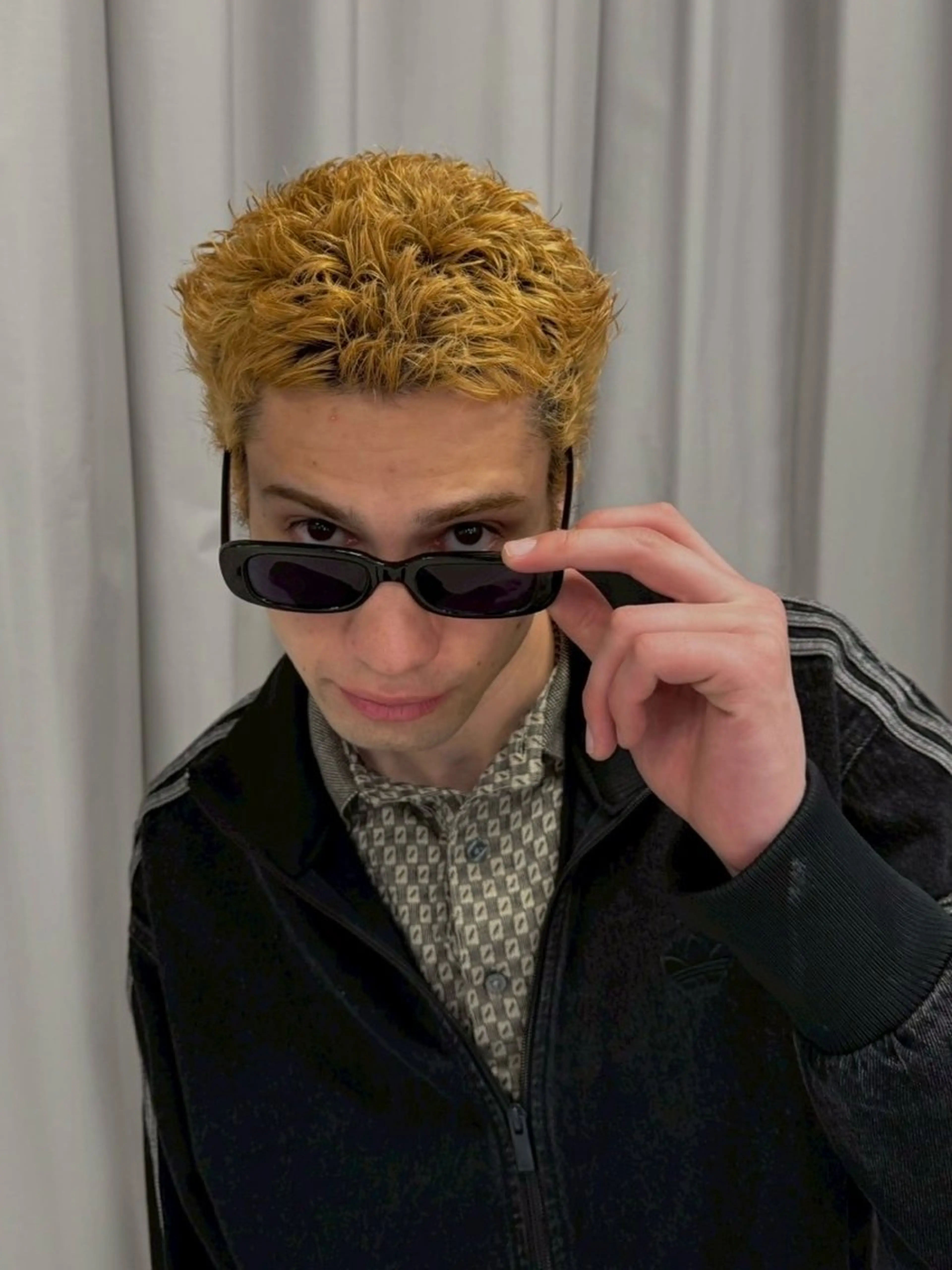 「ミニモ限定」メンズ ブリーチ + カラー +2ステップトリートメントの写真