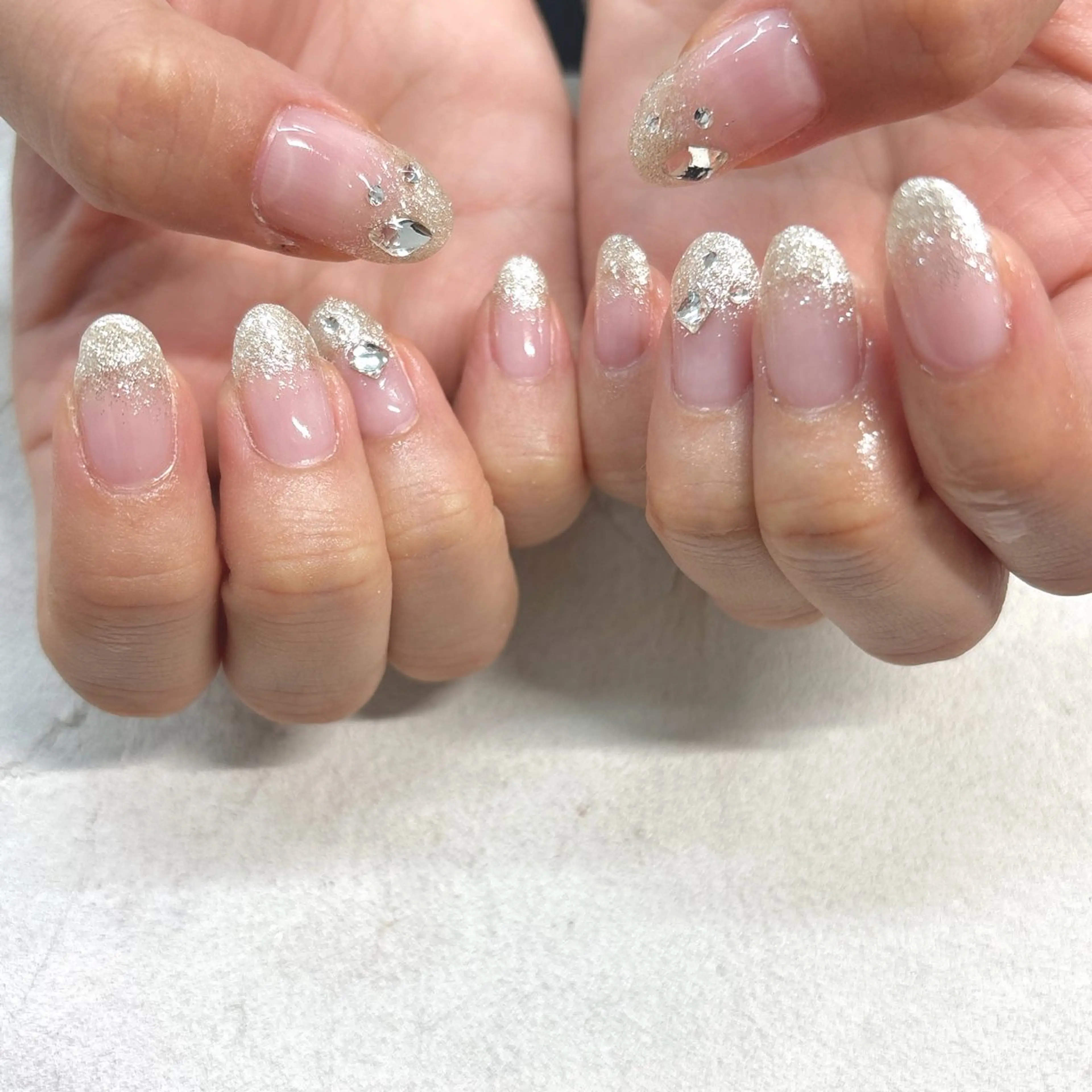 ネイル アートネイル フットネイル フレンチネイル ジェルネイル グラデーション Bianca市ヶ谷店 Aiuraのネイルデザイン