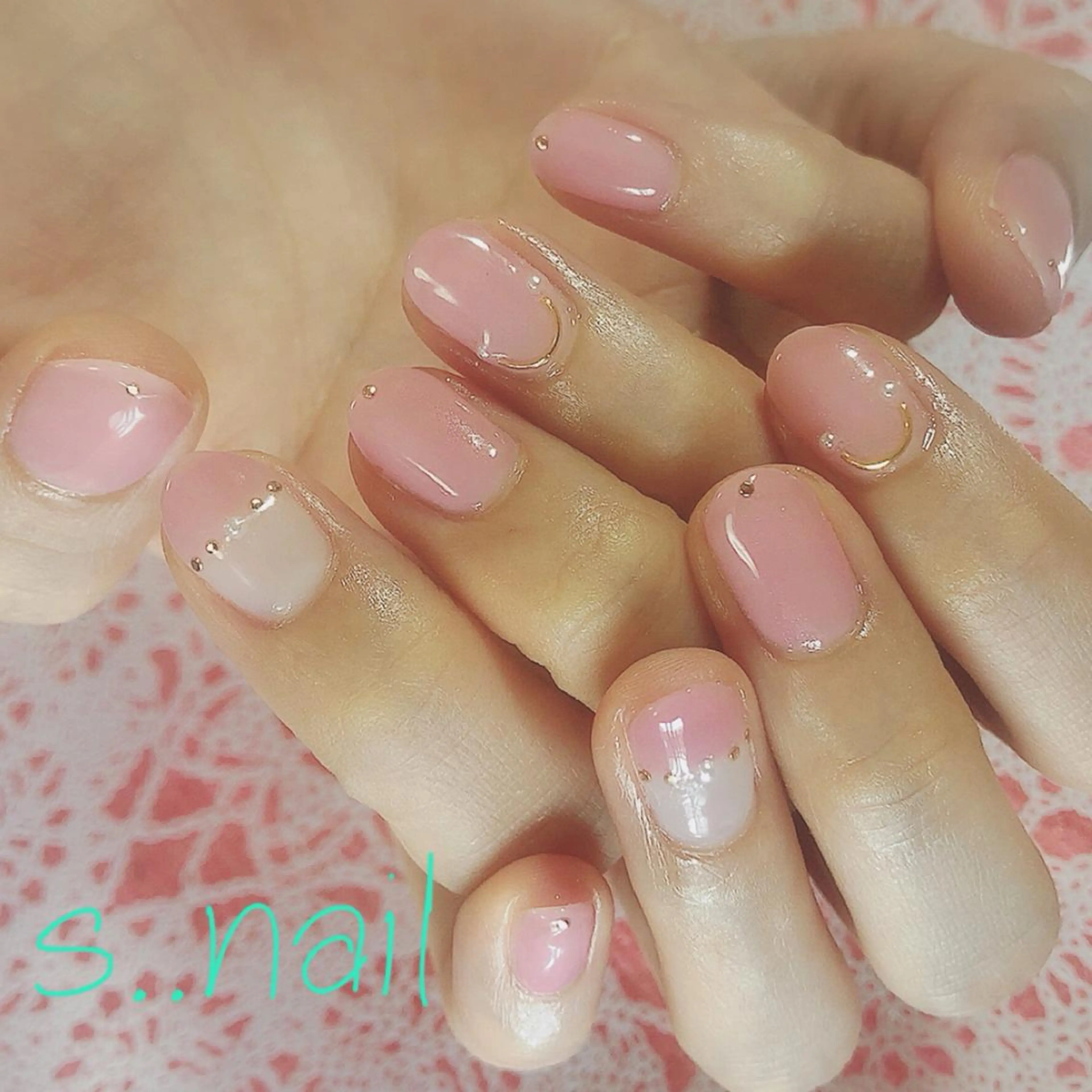 ネイル オフィスネイル ピンク ハンドネイル フットネイル s..nail / MORITAのネイルデザイン