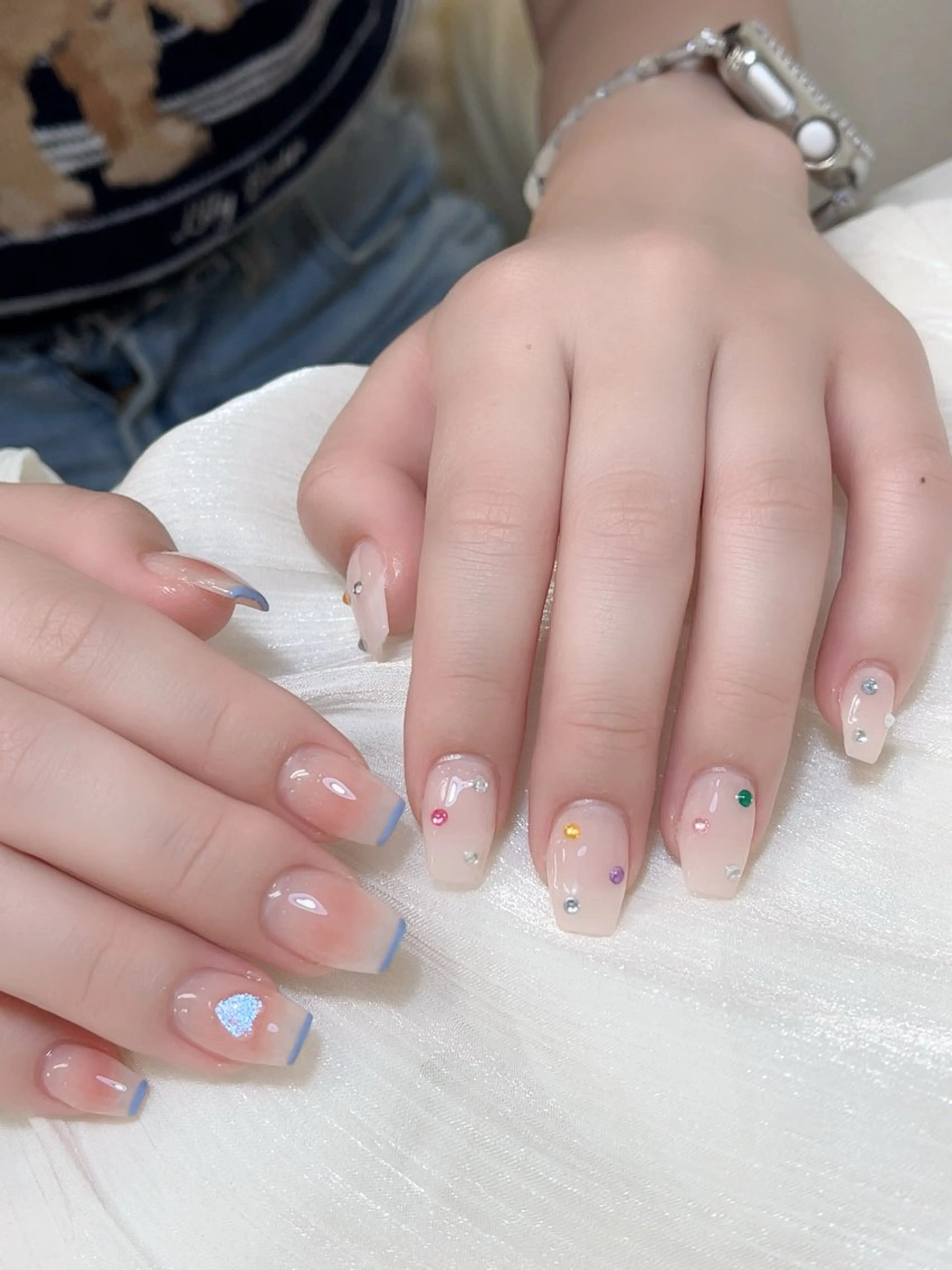 ネイル チークネイル フレンチネイル グラデーション キラキラネイル 韓国ネイル ハンドネイル DUO MI所属・DUO   MI nail salonのネイルデザイン