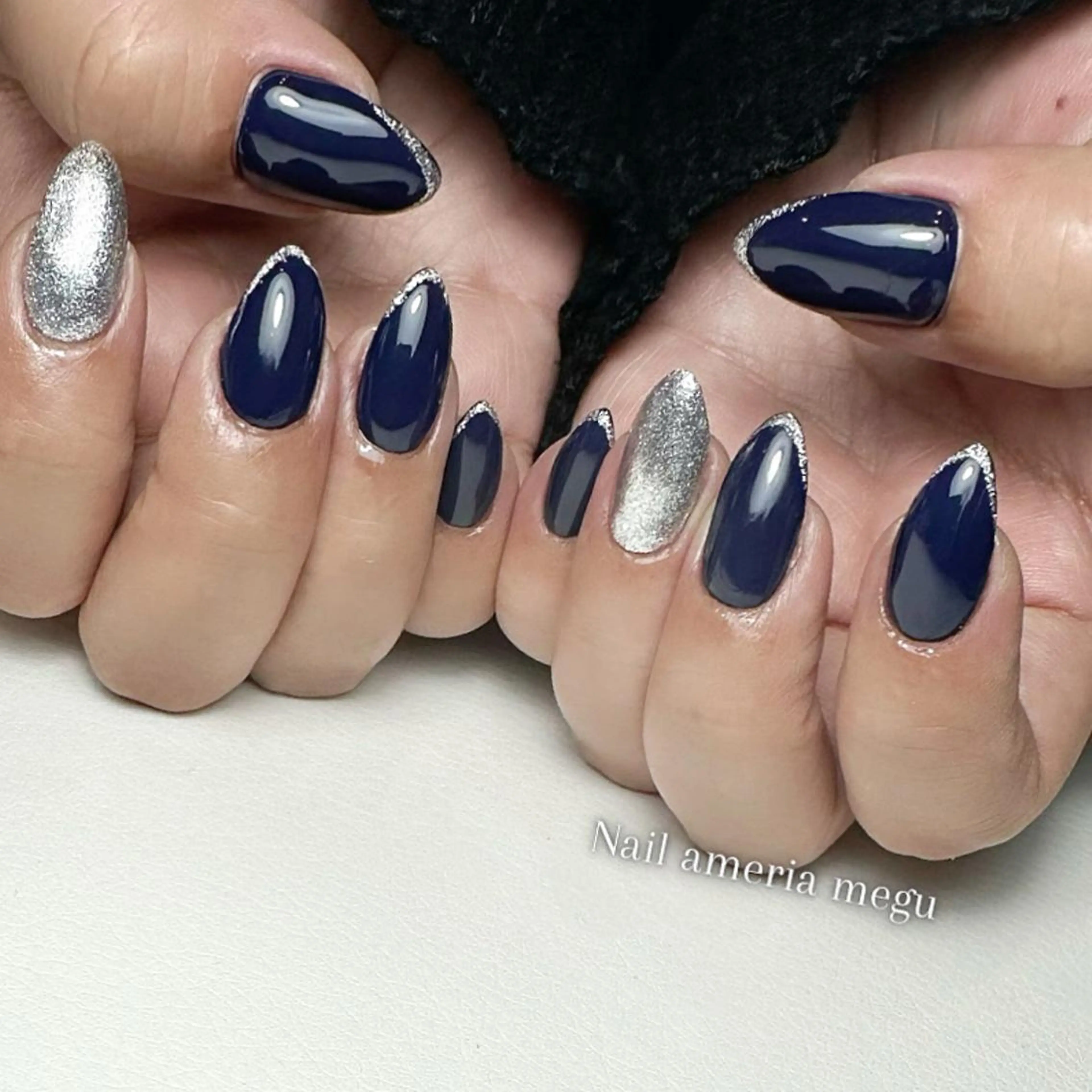 ネイル ネイビー シルバー フットネイル Nail ameria megu所属・ameria meguのネイルデザイン
