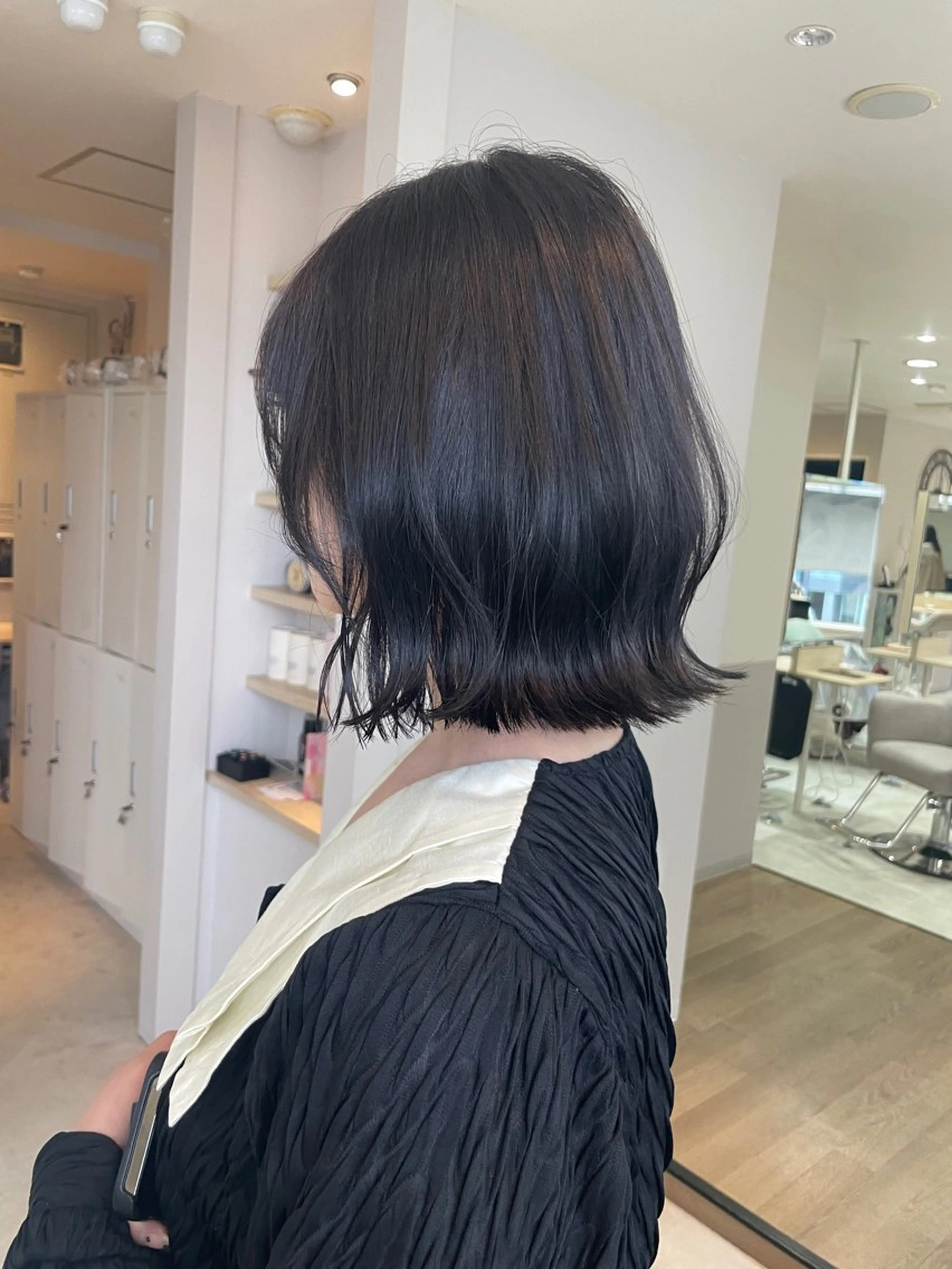 ミディアム カラー 透明感カラー ラベンダーカラー ボブ くびれヘア 外ハネヘア カット ヘアカラー トリートメント HARUKA韓国ヘア /Luana梅田のヘアスタイル