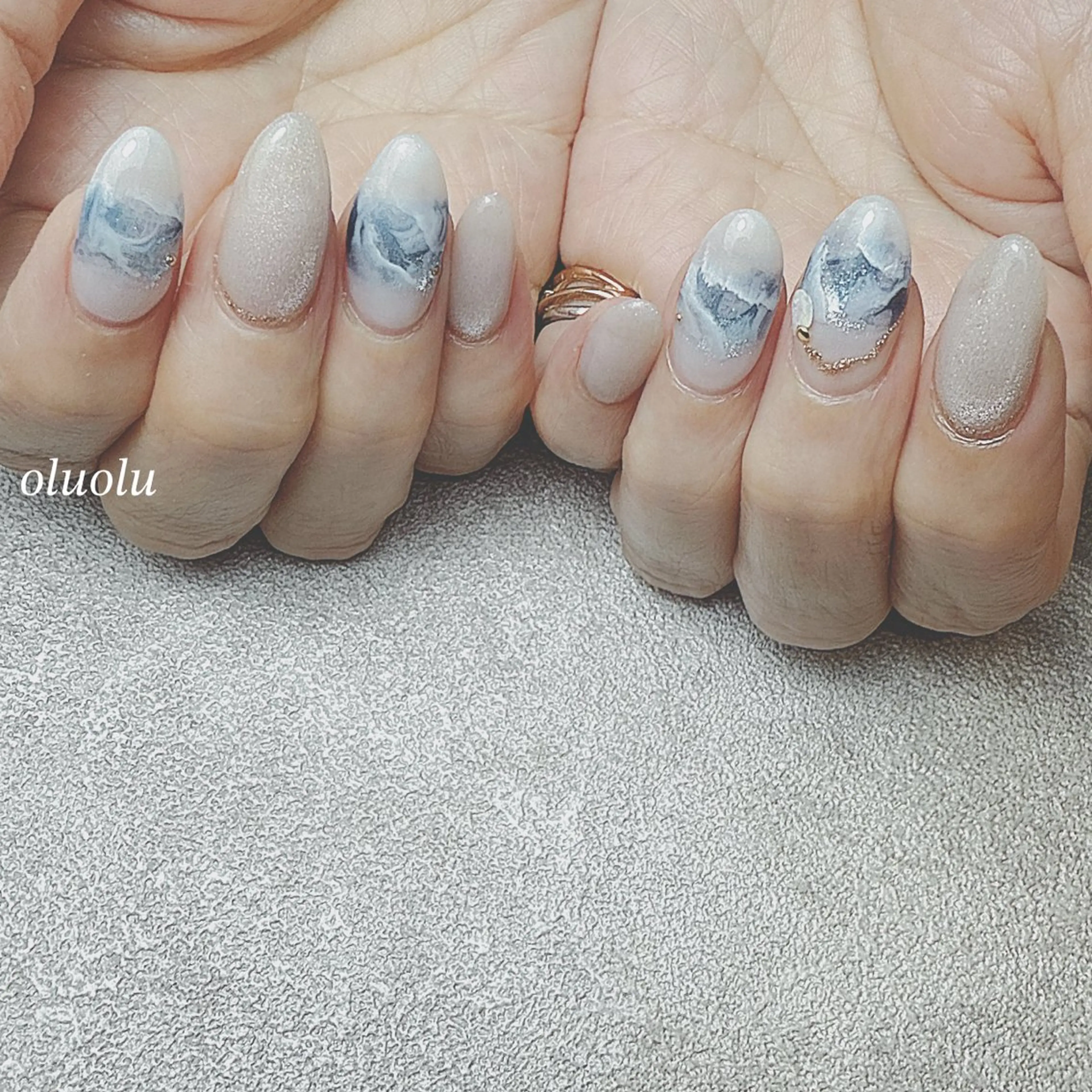 ネイル アートネイル フットネイル キラキラネイル マグネットネイル ニュアンスネイル ハンドネイル 大村 紬華のネイルデザイン