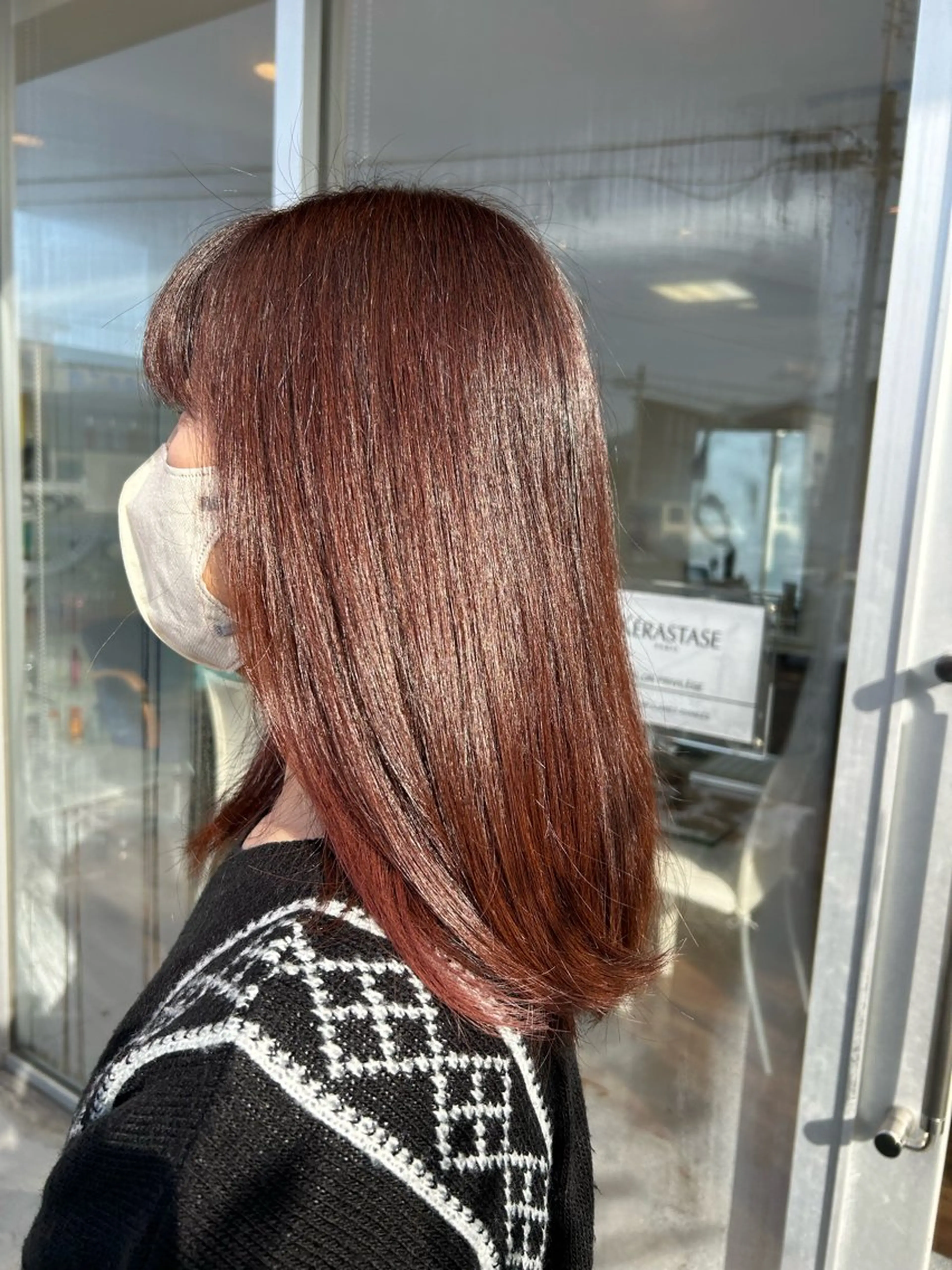 セミロング カラー ピンクカラー ヘアカラー トリートメント attrice秋山 梨紗のマツエク・マツパデザイン