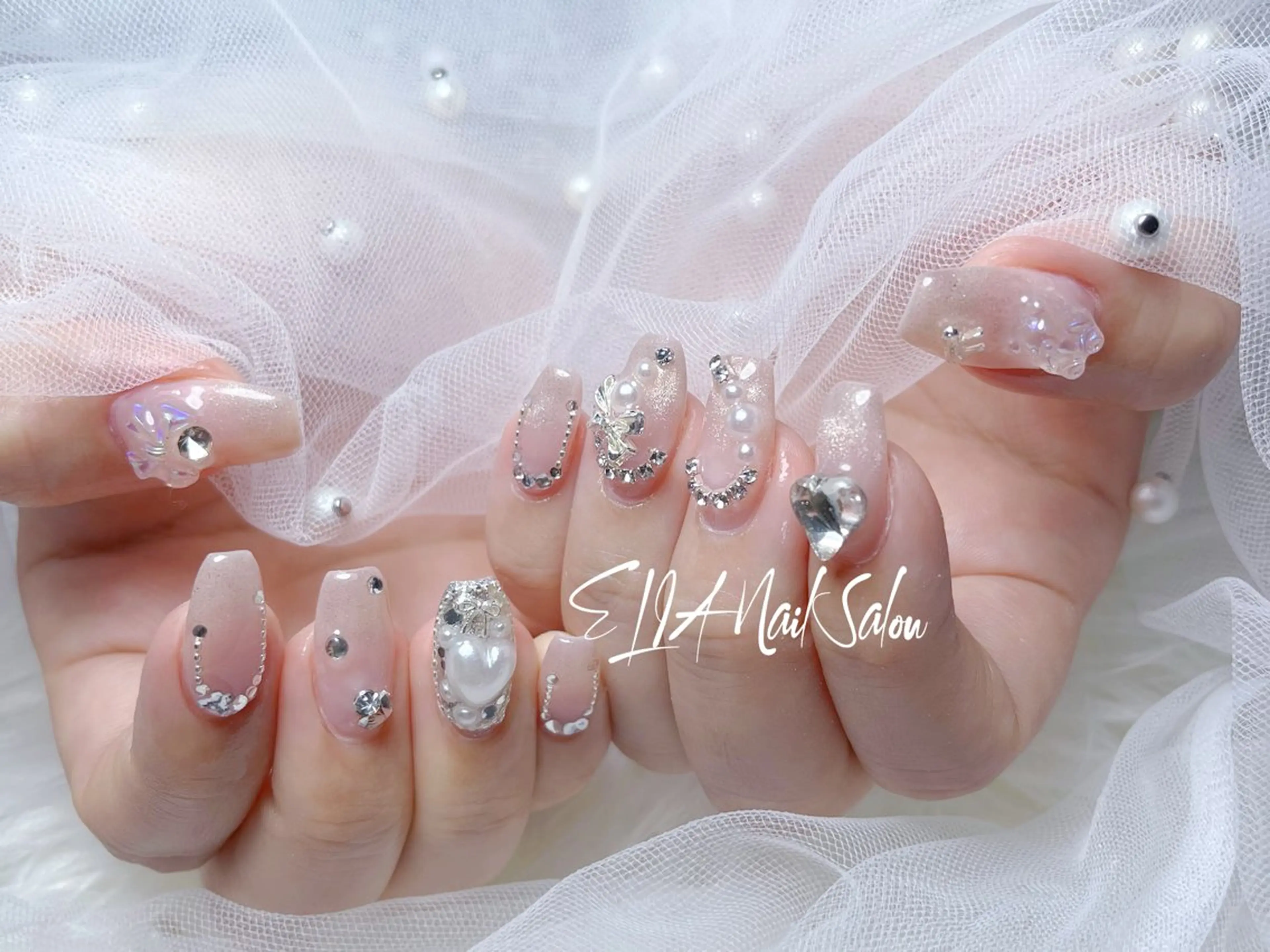 ミディアム cici nailのネイルデザイン