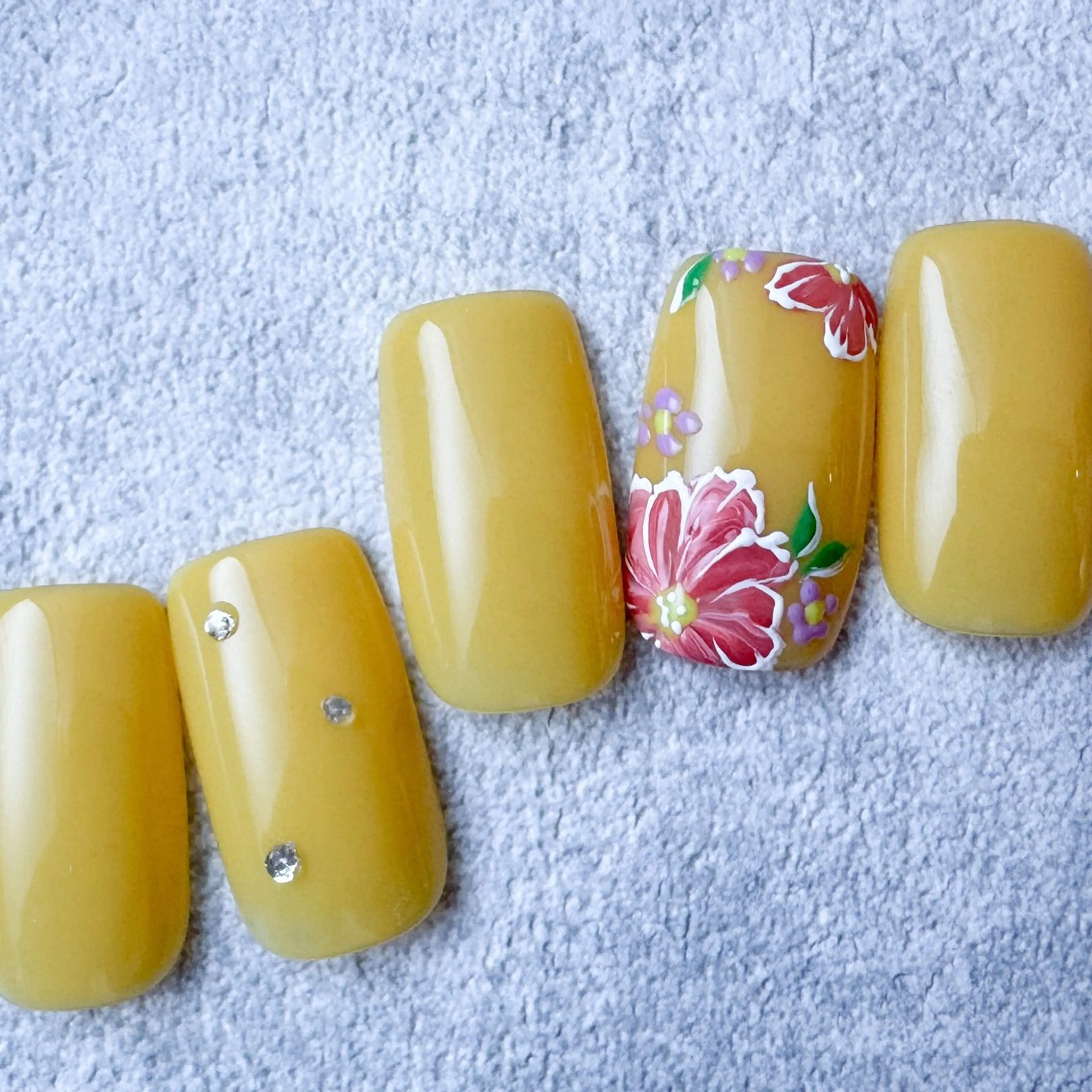 ネイル トータルサロンパイド ryokoのネイルデザイン