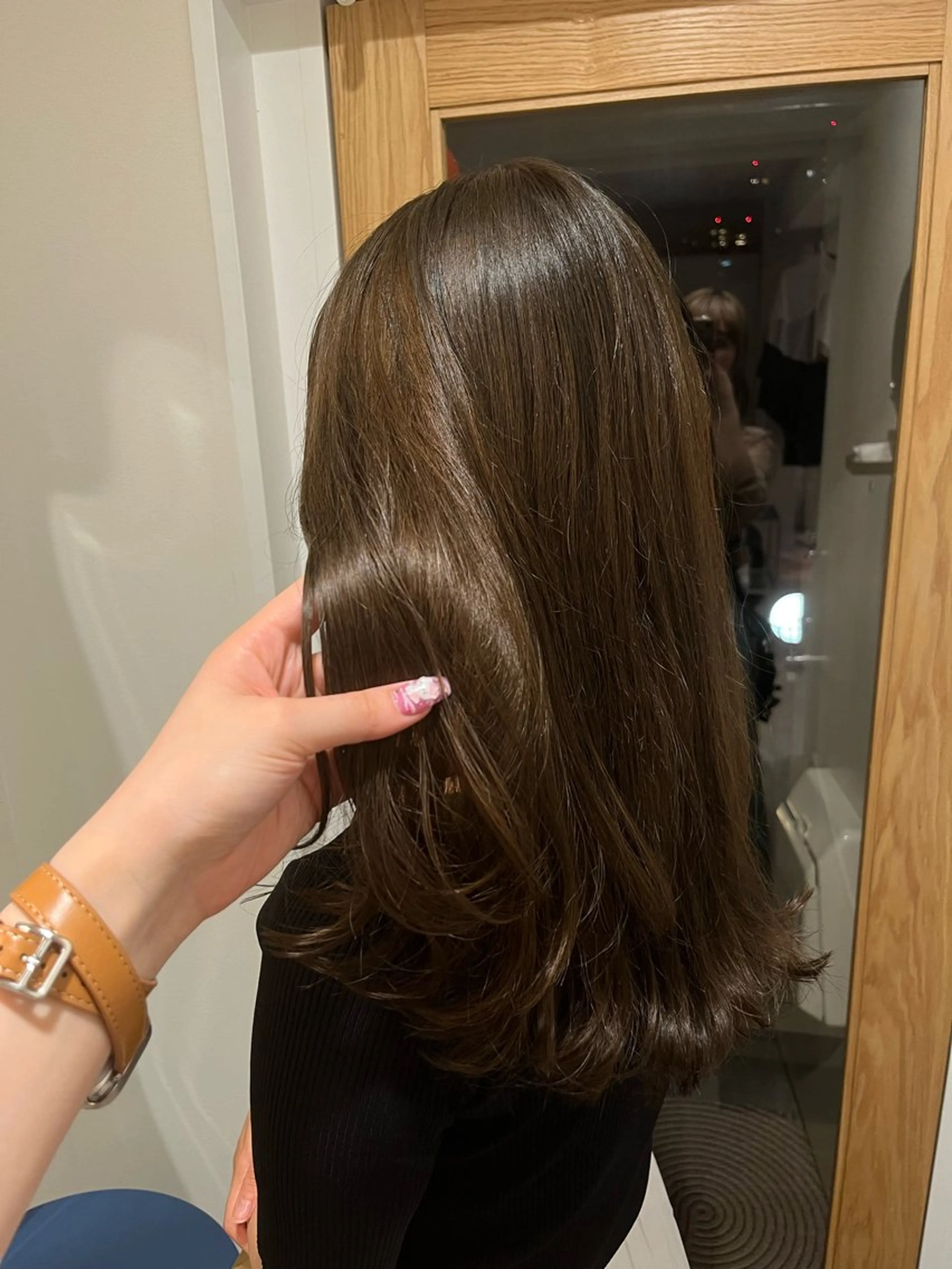 セミロング カラー ベージュカラー オリーブベージュ 是永 コレナガのマツエク・マツパデザイン