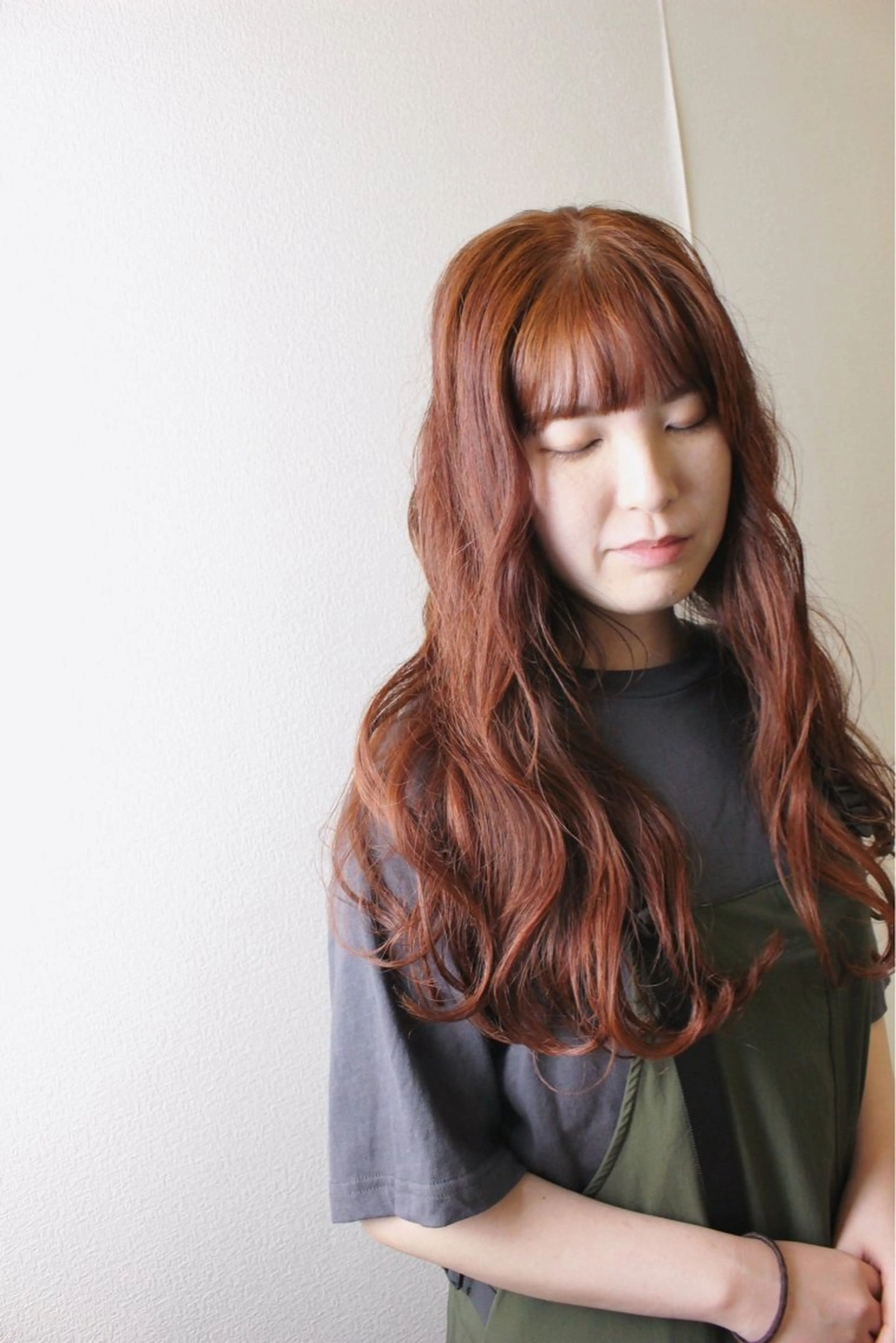 ロング カラー ブリーチ ブリーチなしカラー オレンジ カット ヘアカラー 土居 正季のヘアスタイル