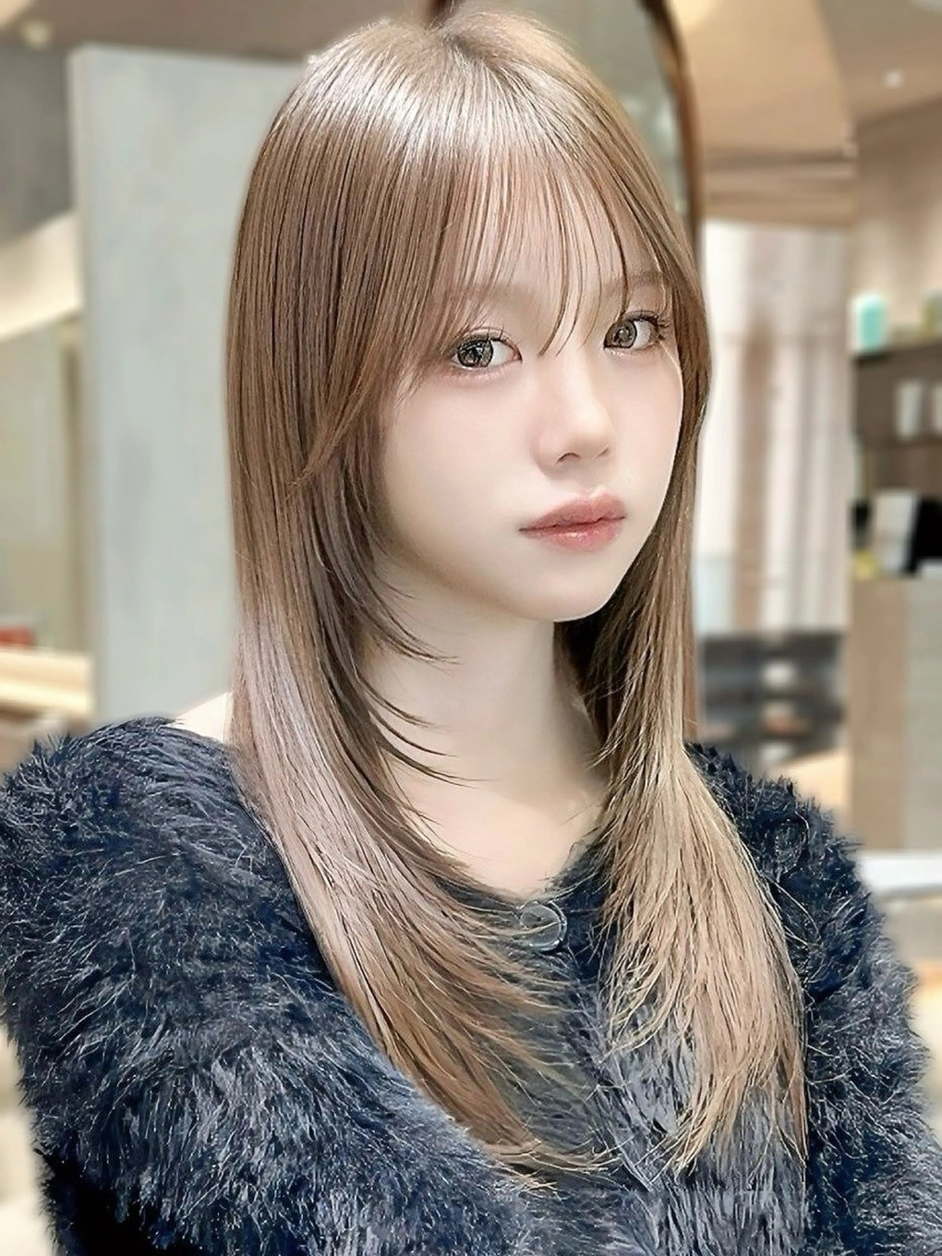 ロング ショート レイヤー ロンド エメのヘアスタイル