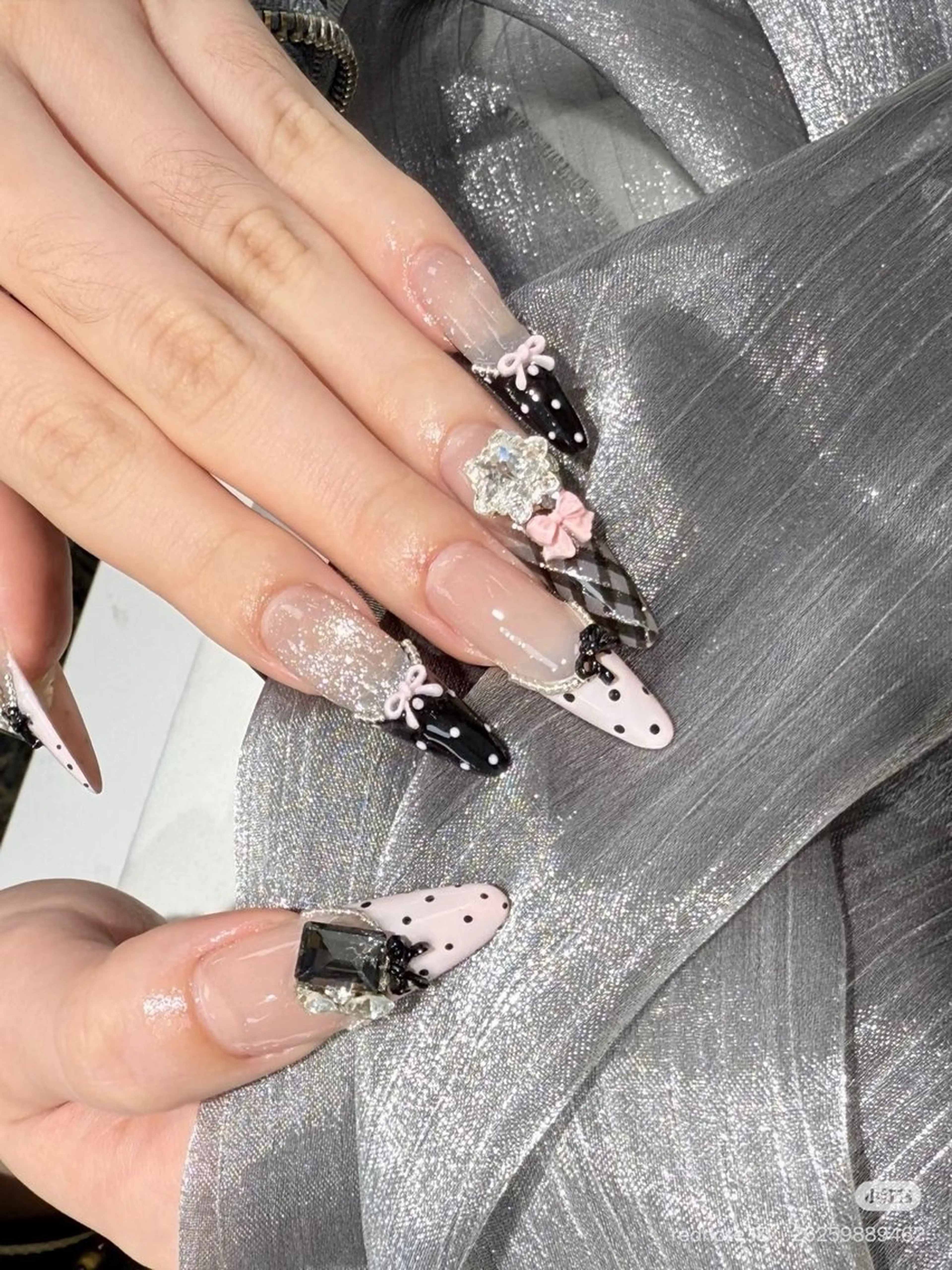 ネイル ハンドネイル 波 なみのネイルデザイン