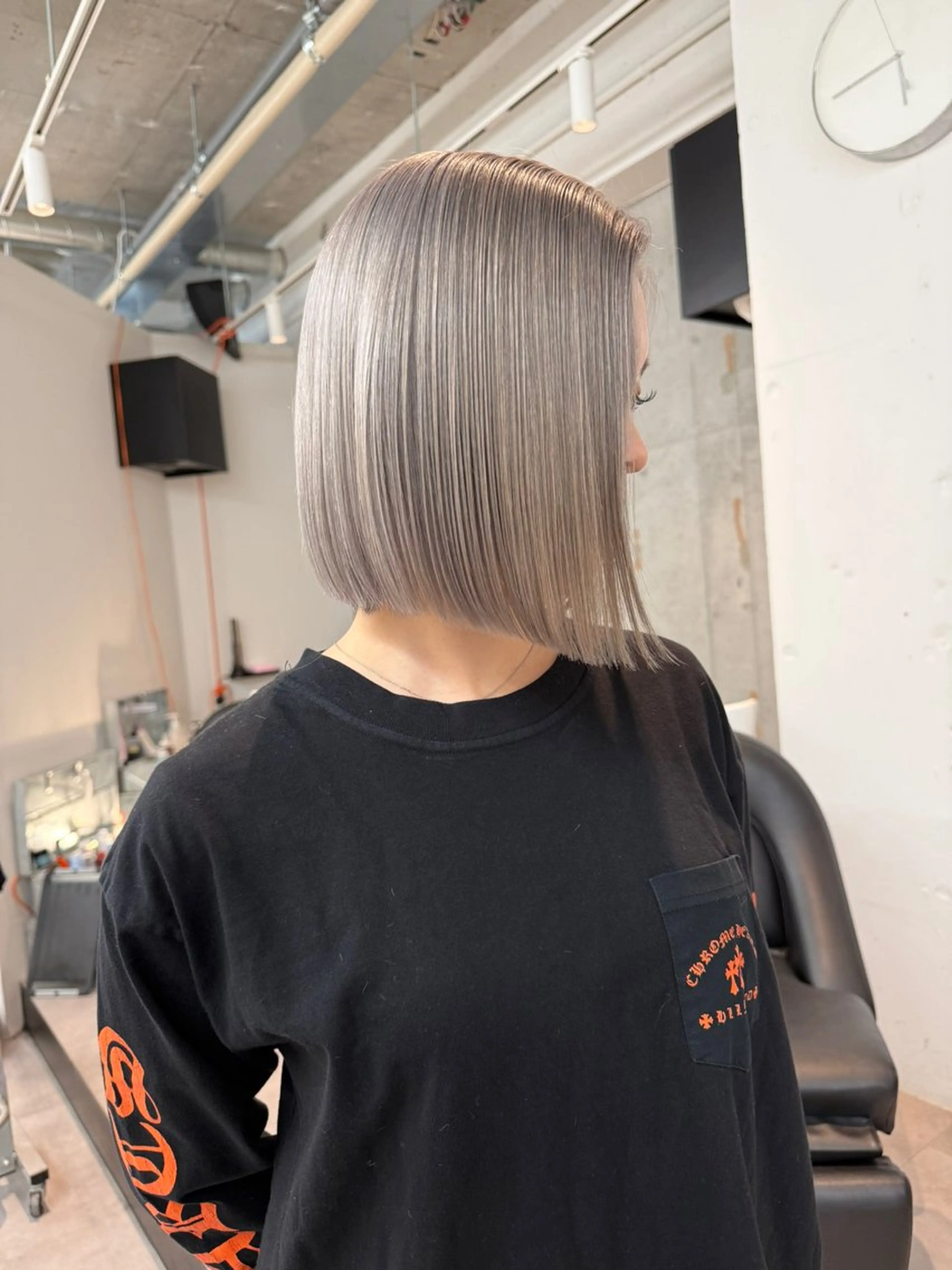 ショート カラー シールエクステ ブリーチ 透明感カラー デザインカラー ハイトーンカラー SITY. 🦋mamiya🦋のヘアスタイル