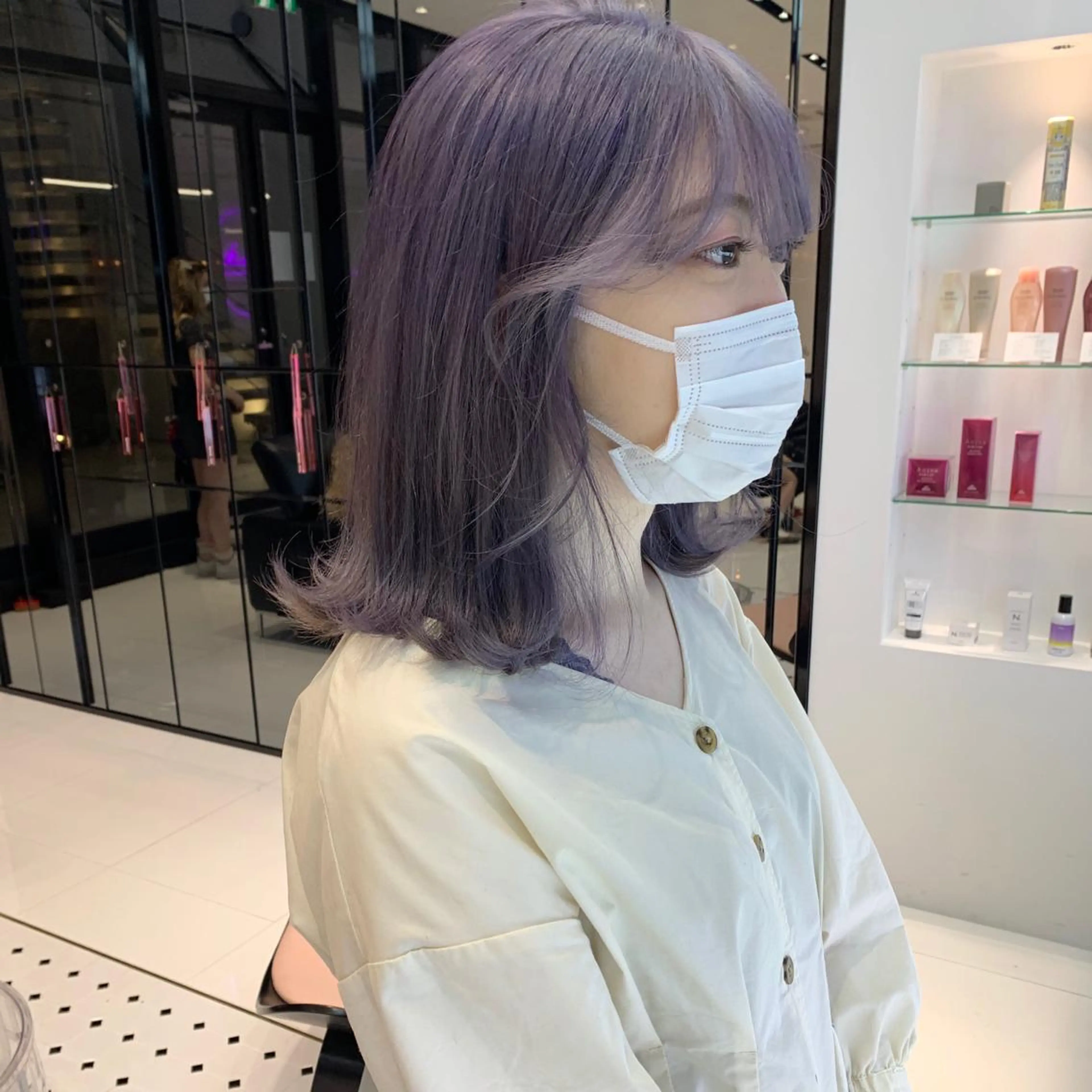 ミディアム カラー ハッシュカット/ハイ トーン/MANAMIのヘアスタイル