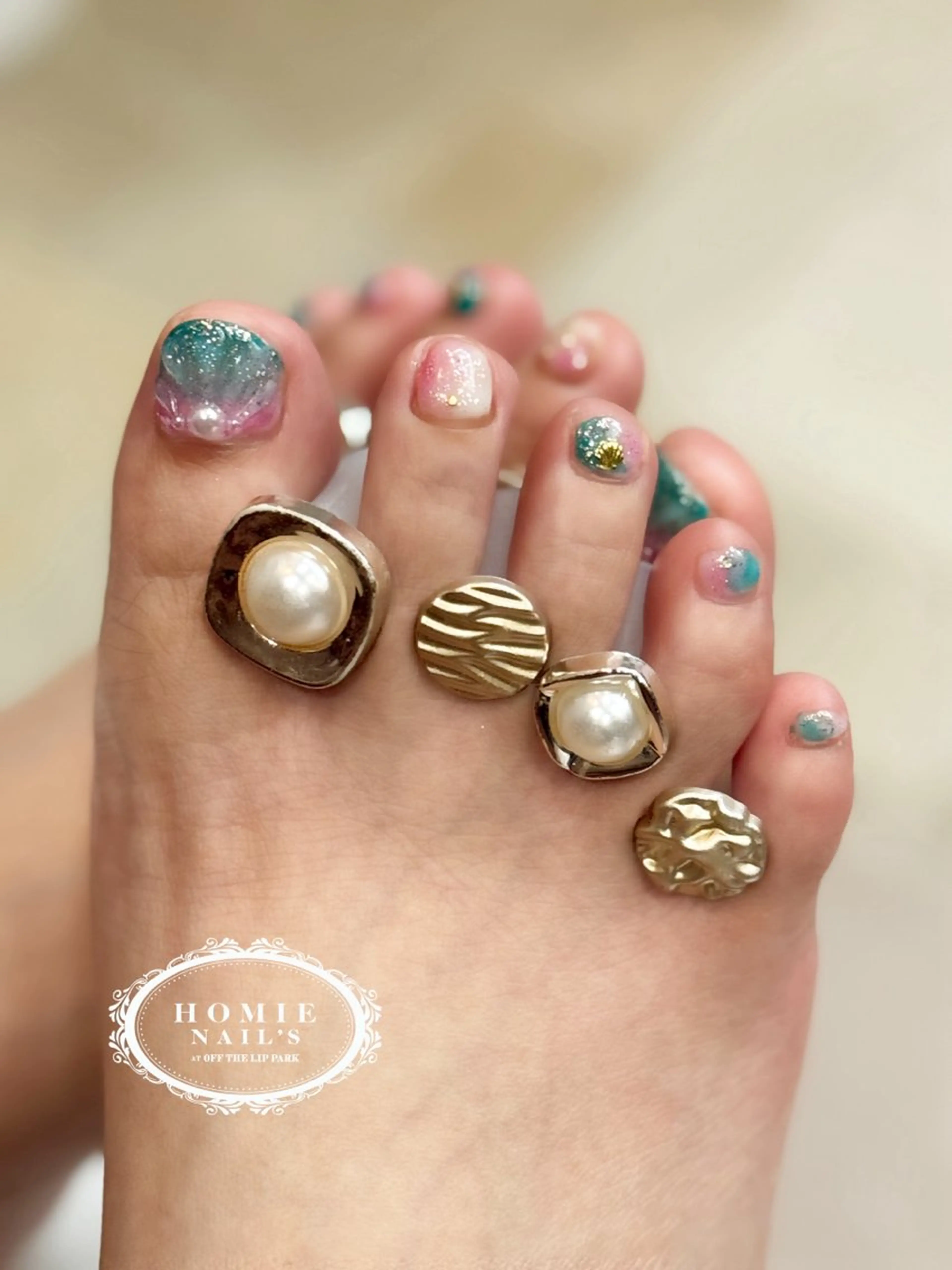 ネイル フットネイル オフザリップパーク Asamiのネイルデザイン