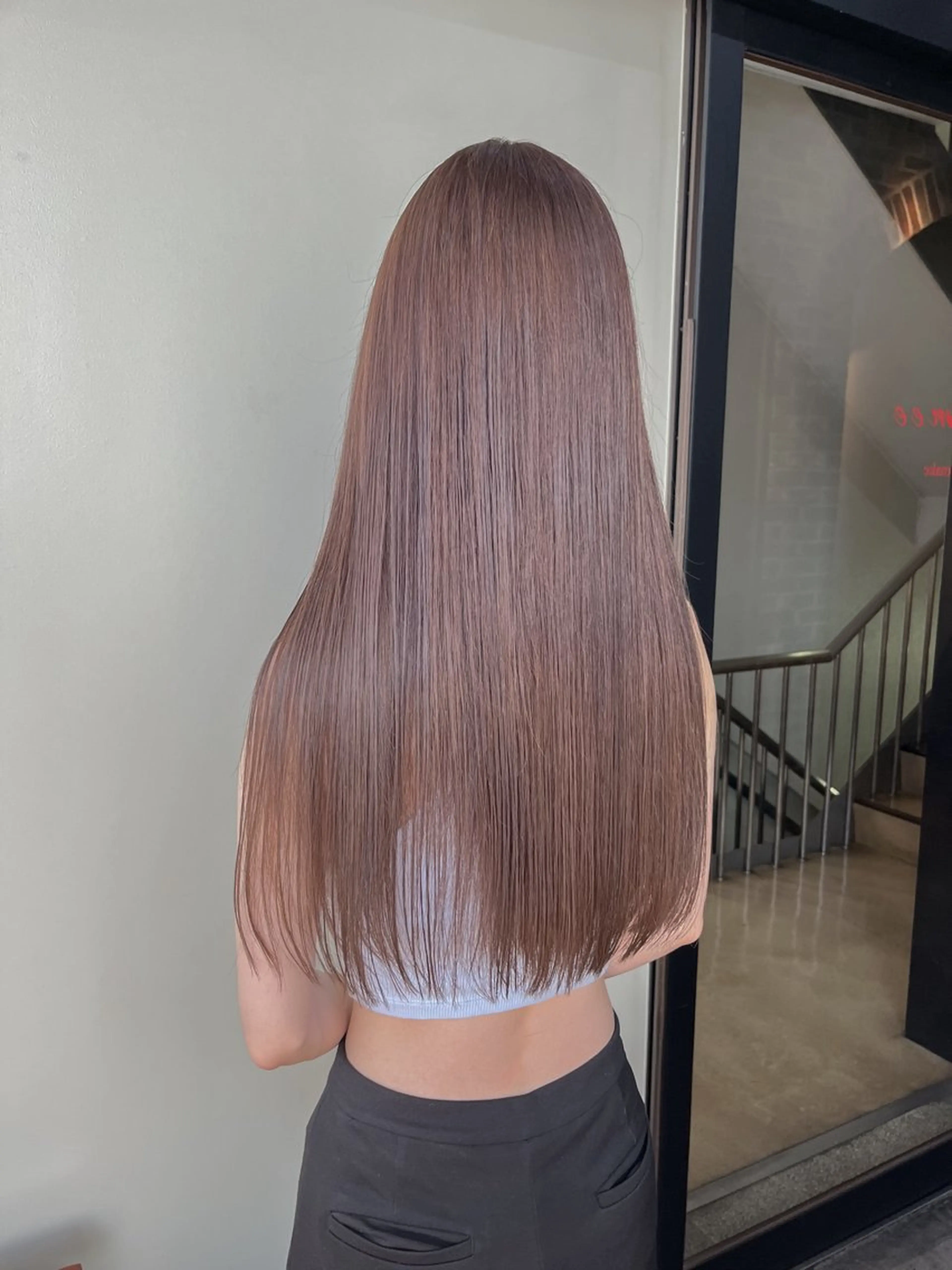 ロング カラー カット ヘアカラー トリートメント ヘアセット 似合わせハイトーン 🍯ayumi🍯のヘアスタイル