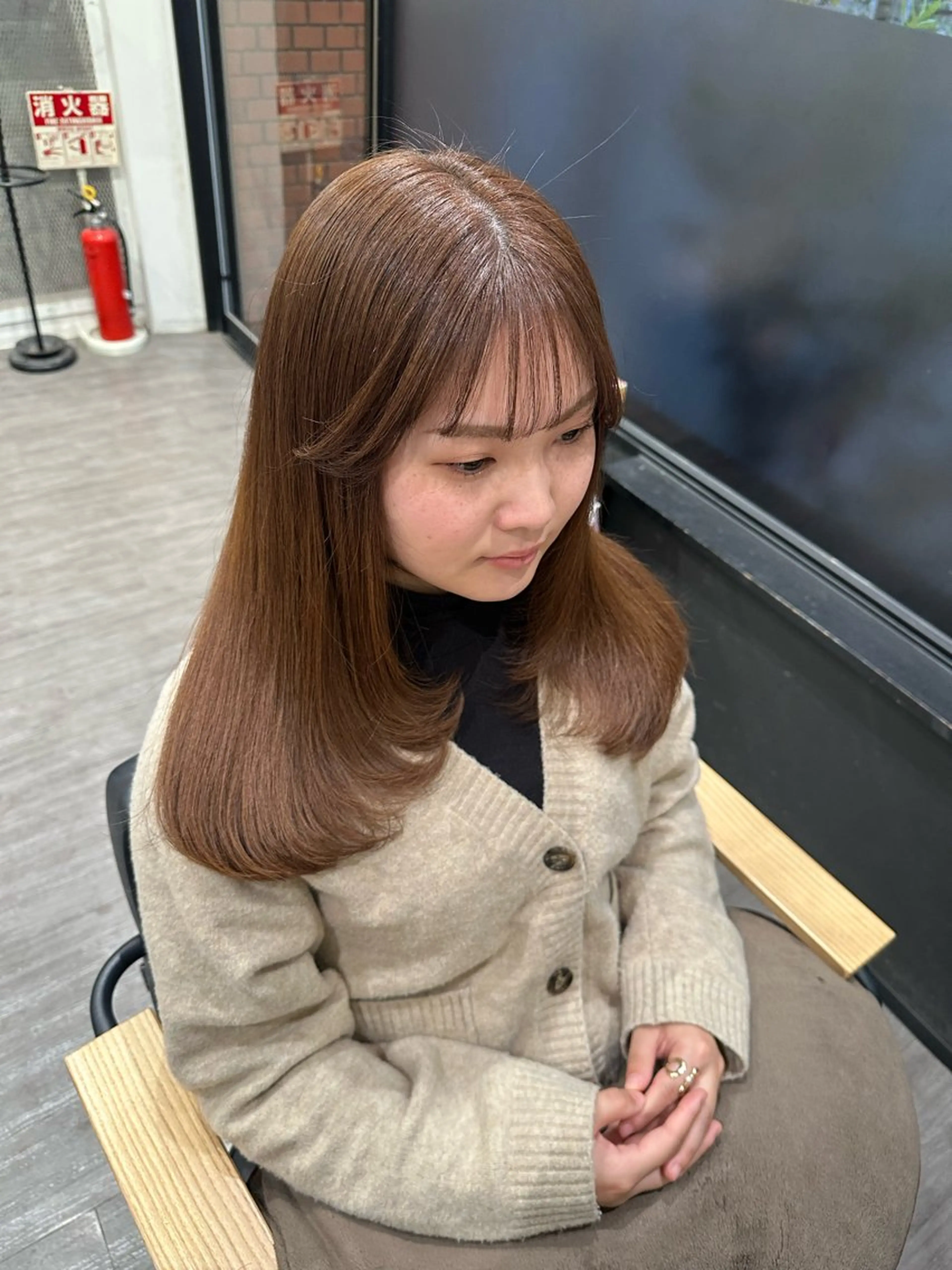 ミディアム カラー ベージュカラー ブラウンカラー ブラウンベージュ カット ヘアカラー トリートメント 艶髪レイヤー上田 紗也🇰🇷💗のヘアスタイル