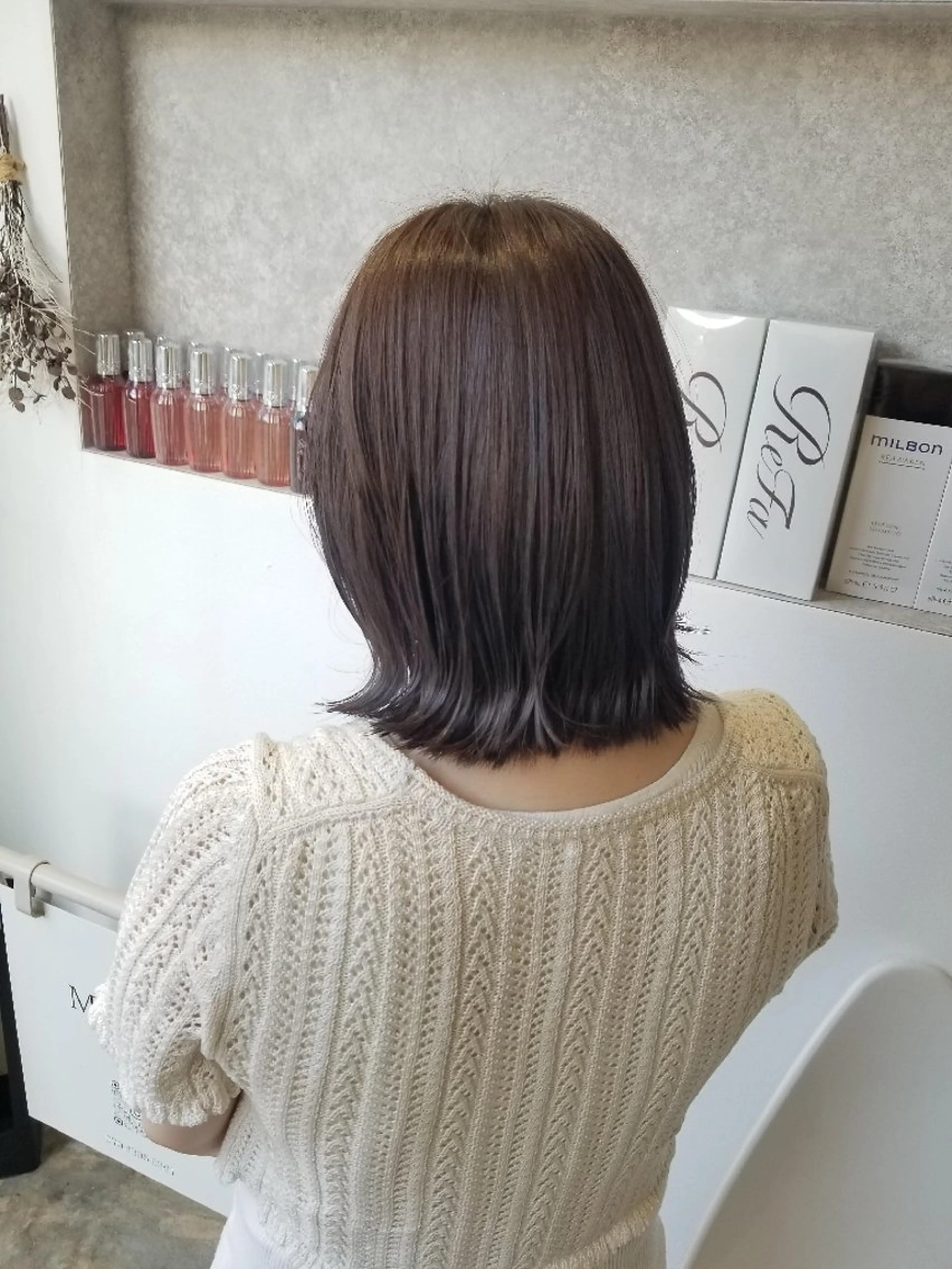 ミディアム カラー MignonS所属・森下 栞奈のヘアスタイル