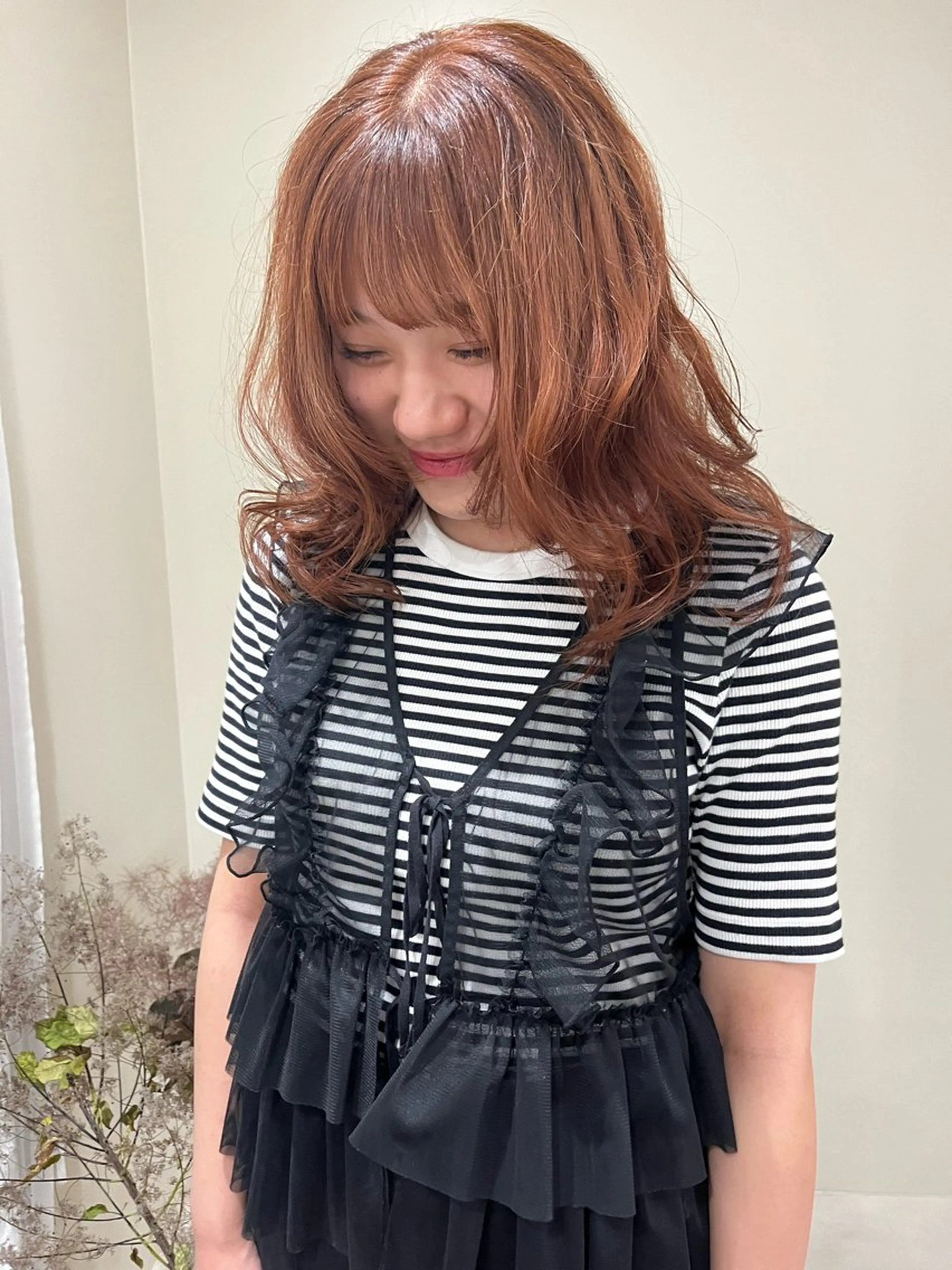 ミディアム カラー 透明感カラー アイブロウリフト/ 髪質改善カラー/みわの眉毛・アイブロウイメージ