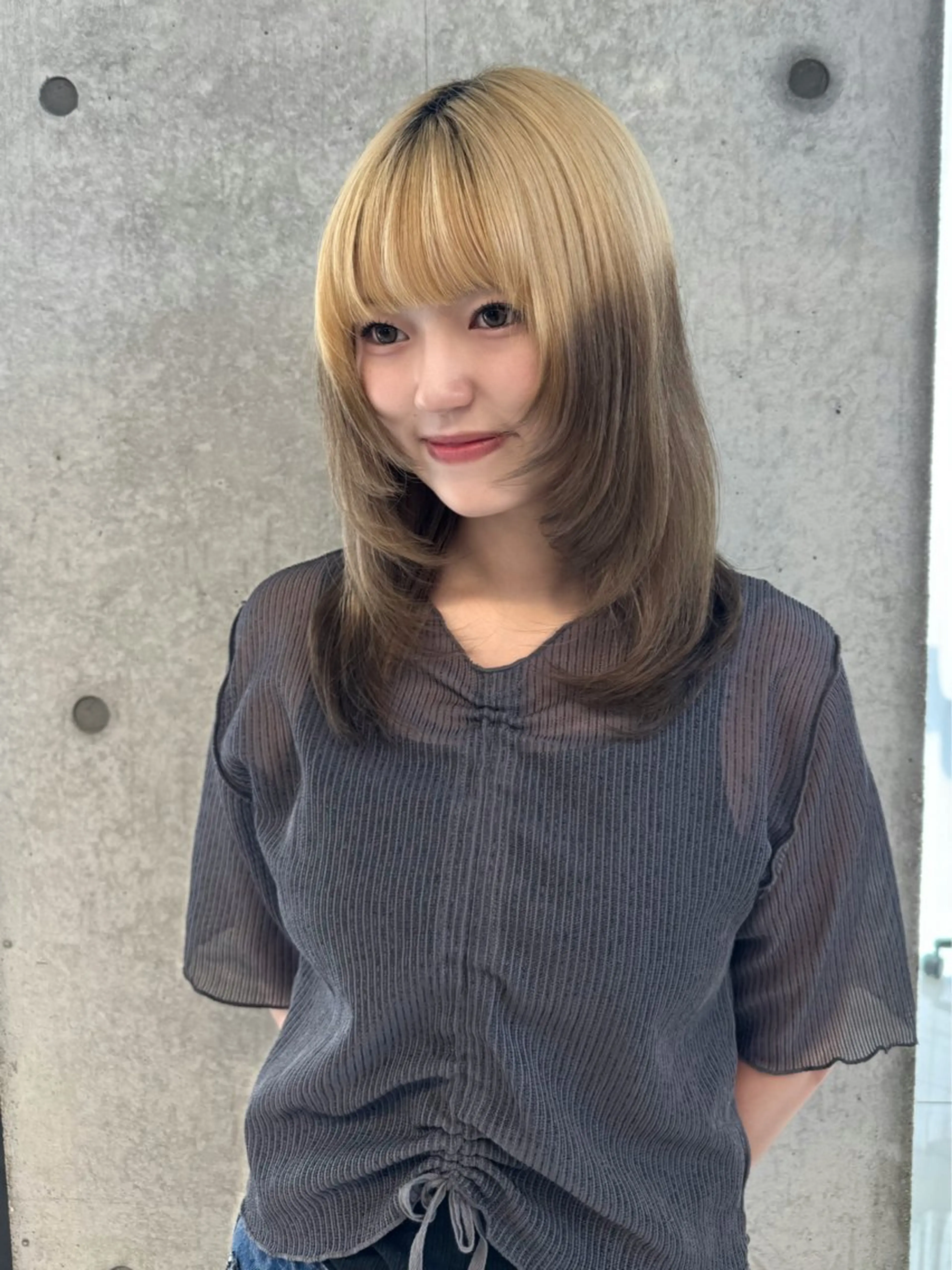 ミディアム カット karina🌿レイ ヤーカット/髪質改善のヘアスタイル