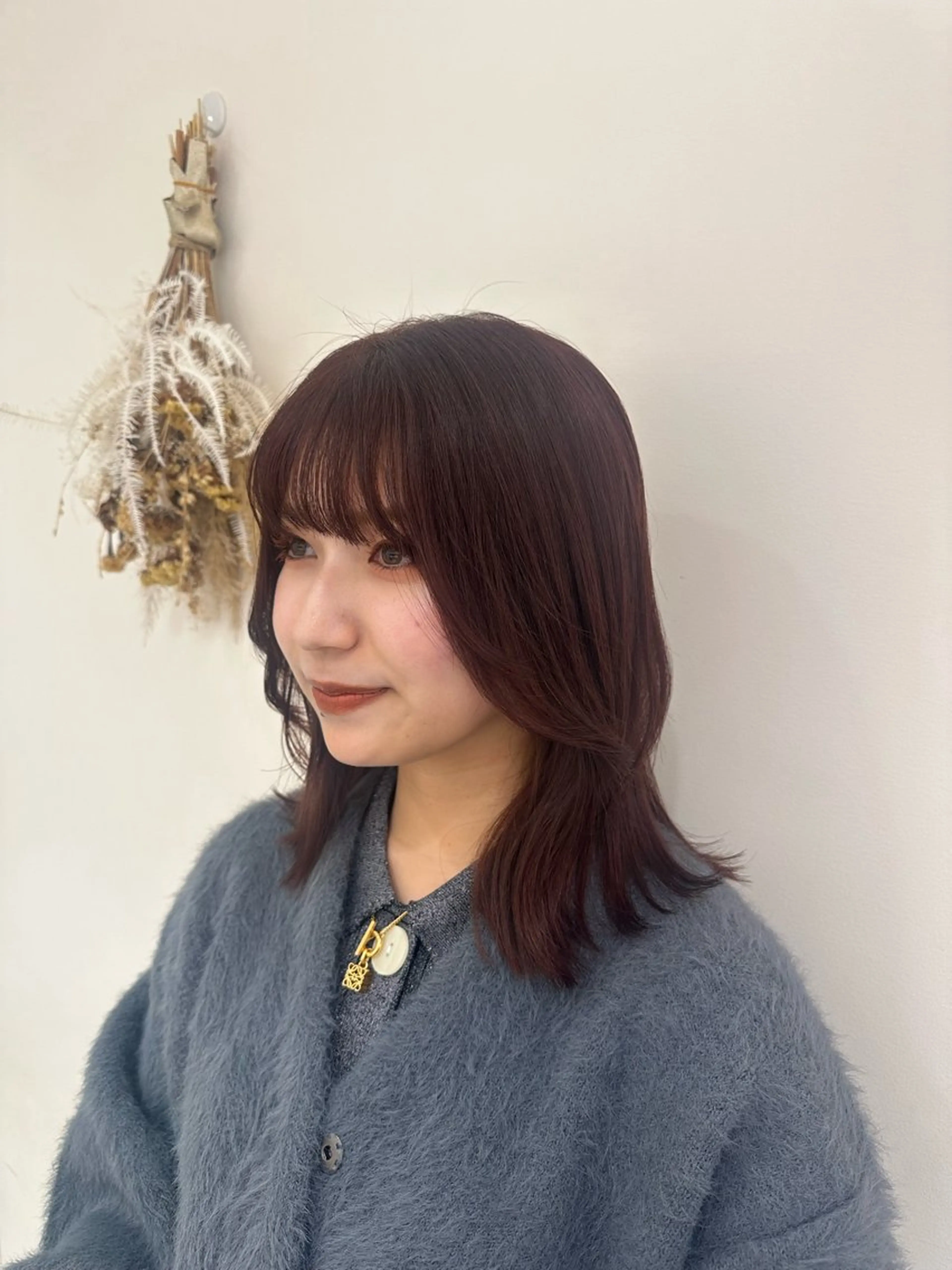 セミロング カラー タイトボブ個性派カラ ーAKANEのヘアスタイル