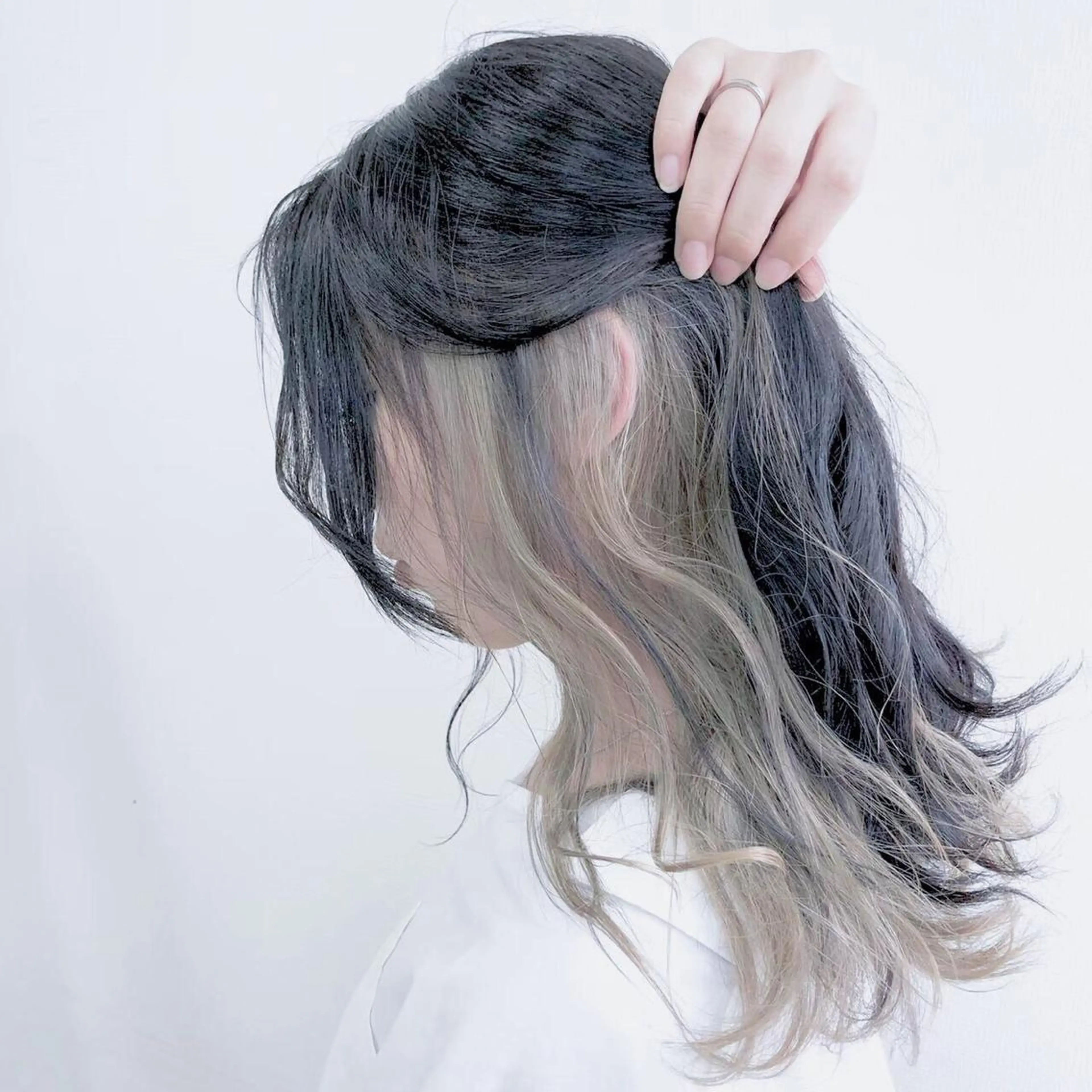 ロング カラー イヤリングカラー インナーカラー メンズ特化/パーマ/ 骨格矯正カット/真人のヘアスタイル