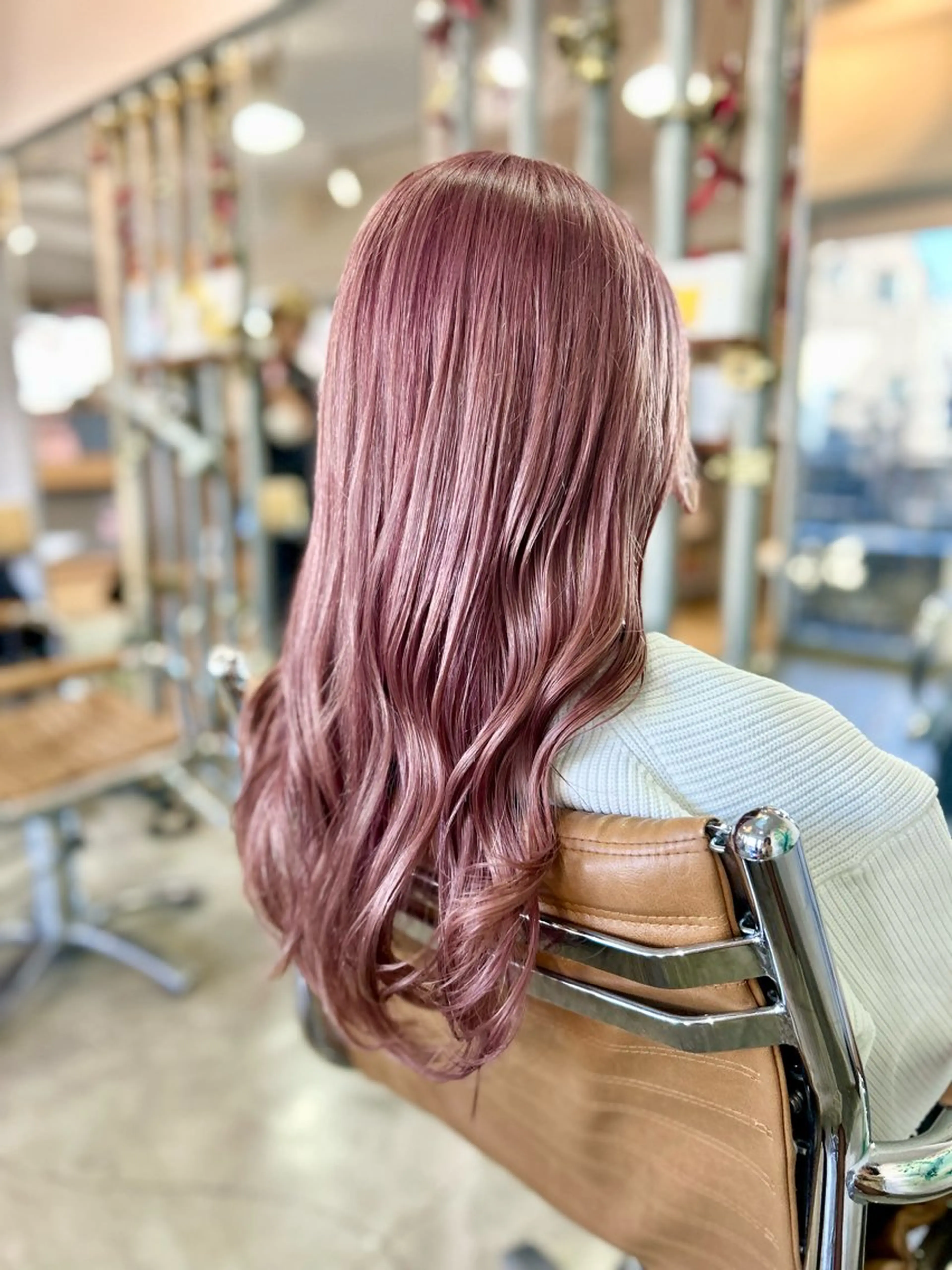 ロング ヘアカラー 🤎指名No.1ハイ トーン🤎日向花🤎のヘアスタイル