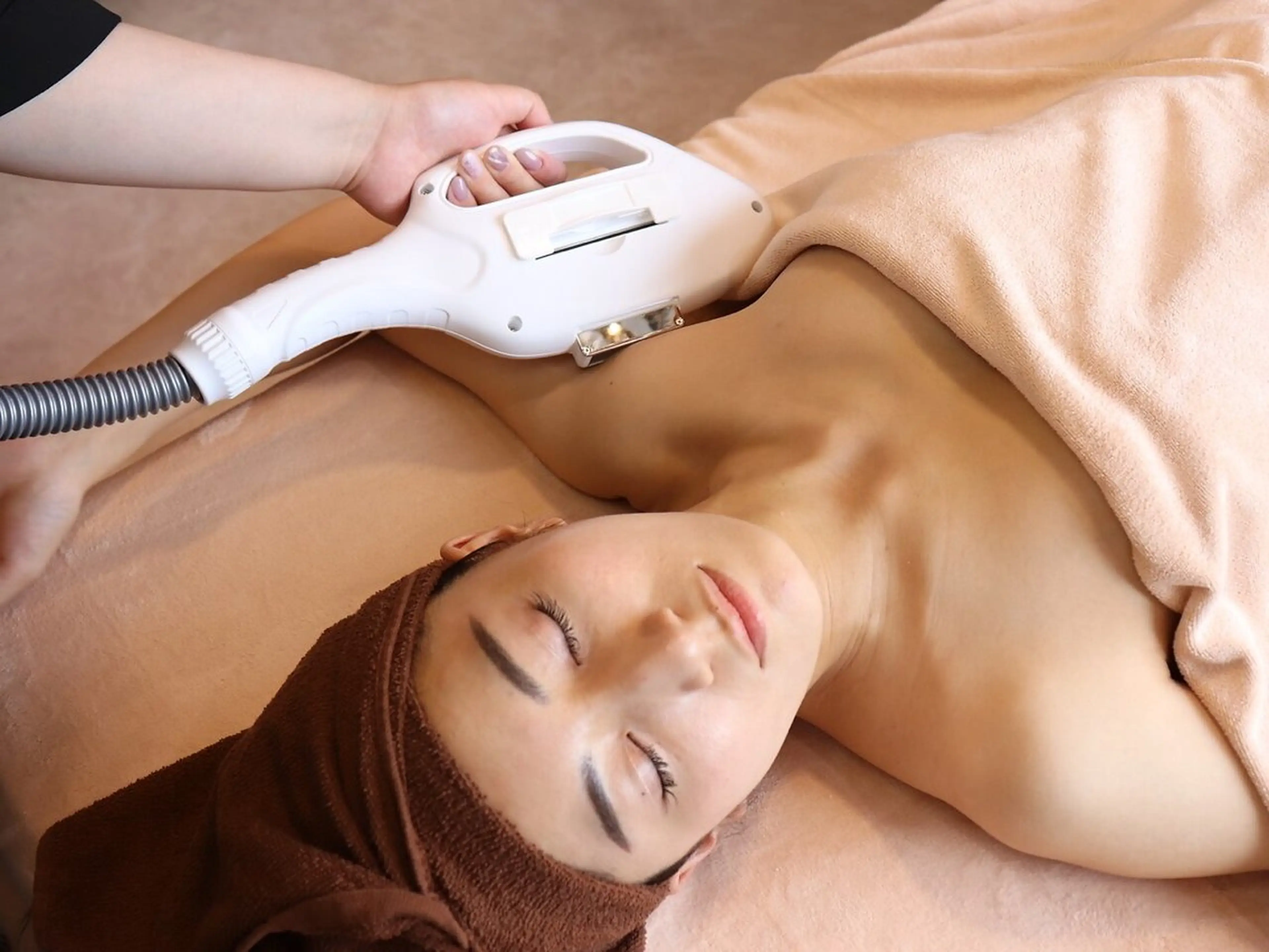 体験エステ　脇脱毛一回の写真