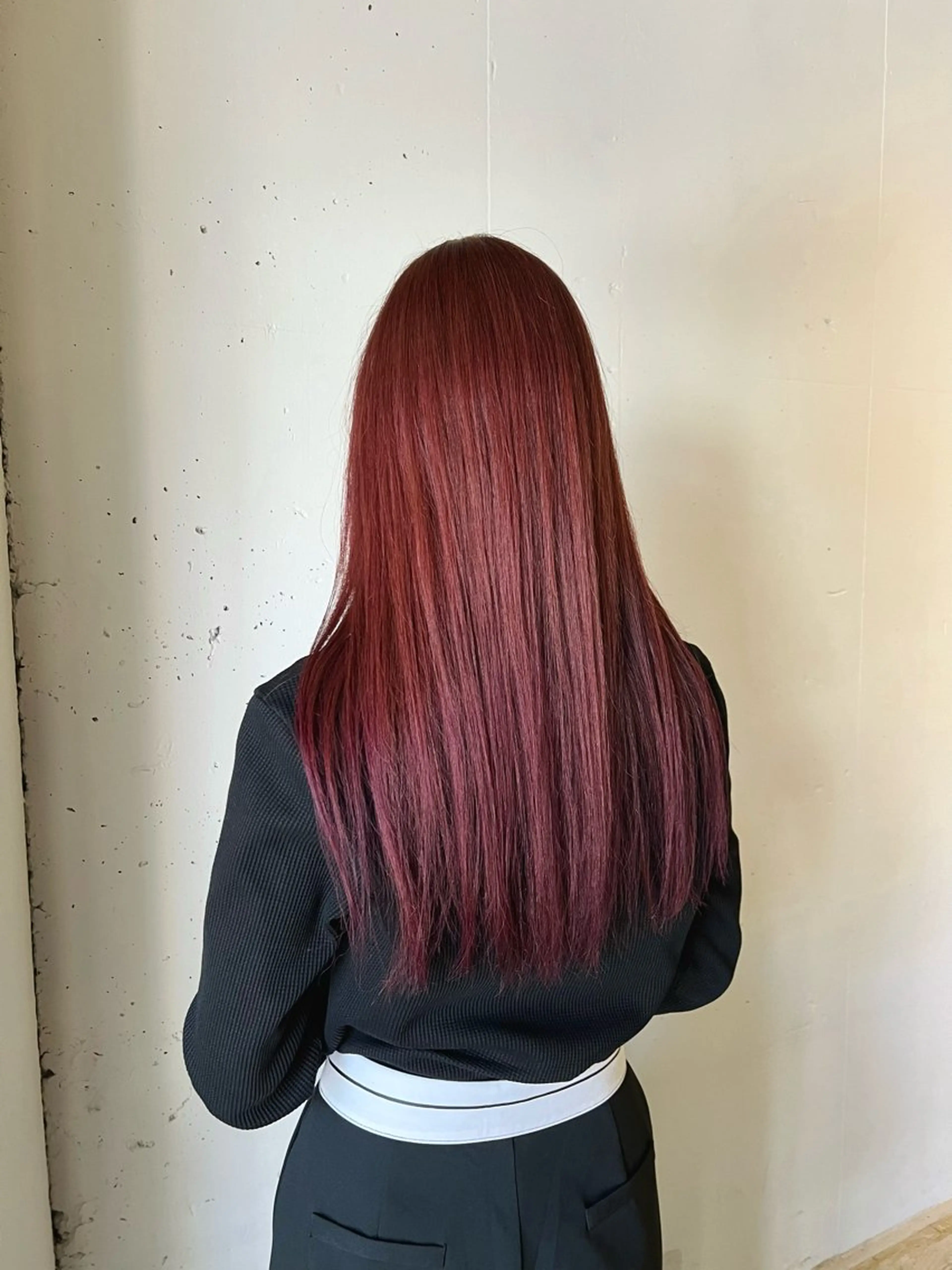 ロング カラー レッドカラー ヘアカラー トリートメント ヘッドスパ カラースペシャリスト しょう🧑🏼‍🎨のヘアスタイル