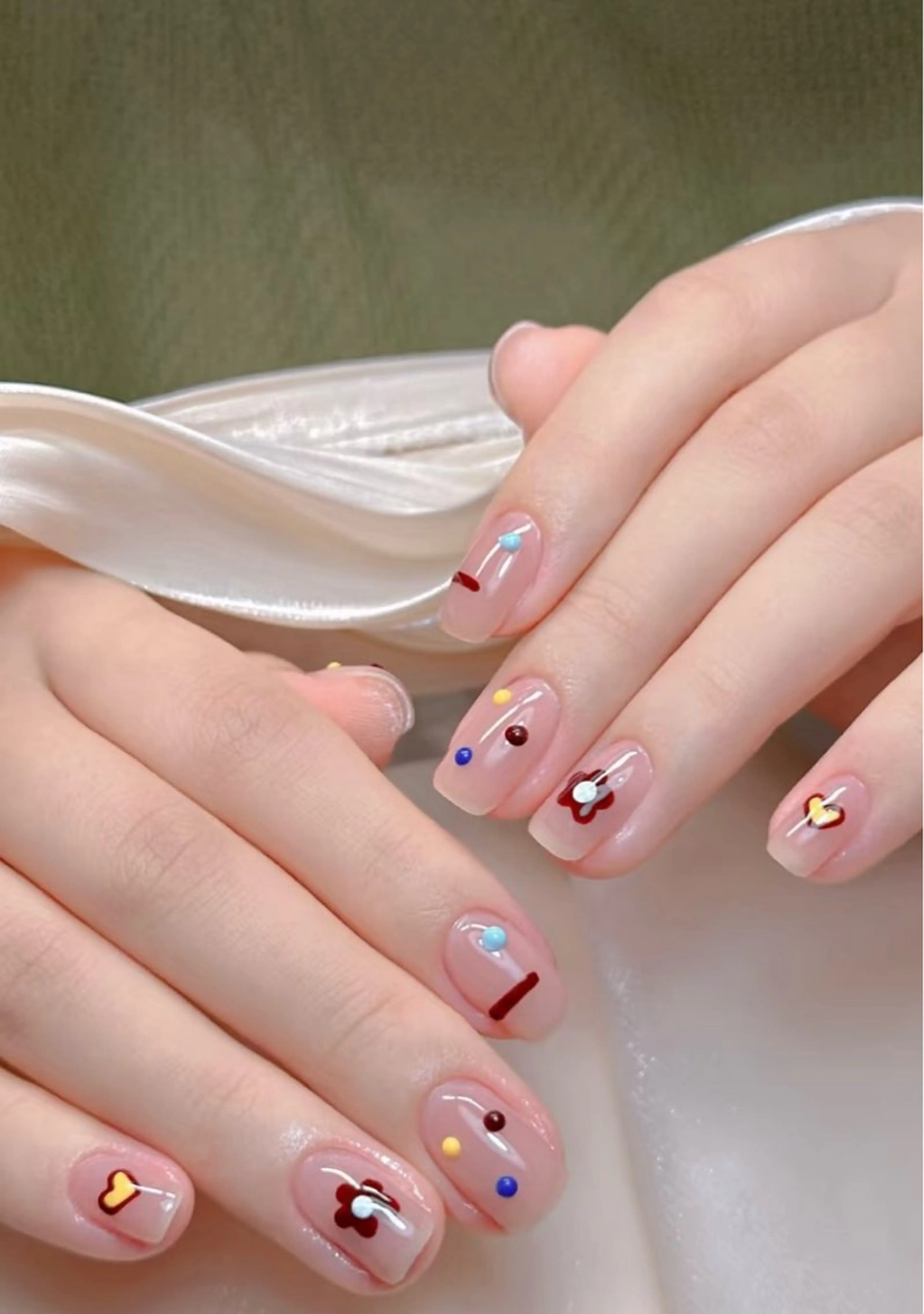 ネイル 高木 維麗絲のネイルデザイン