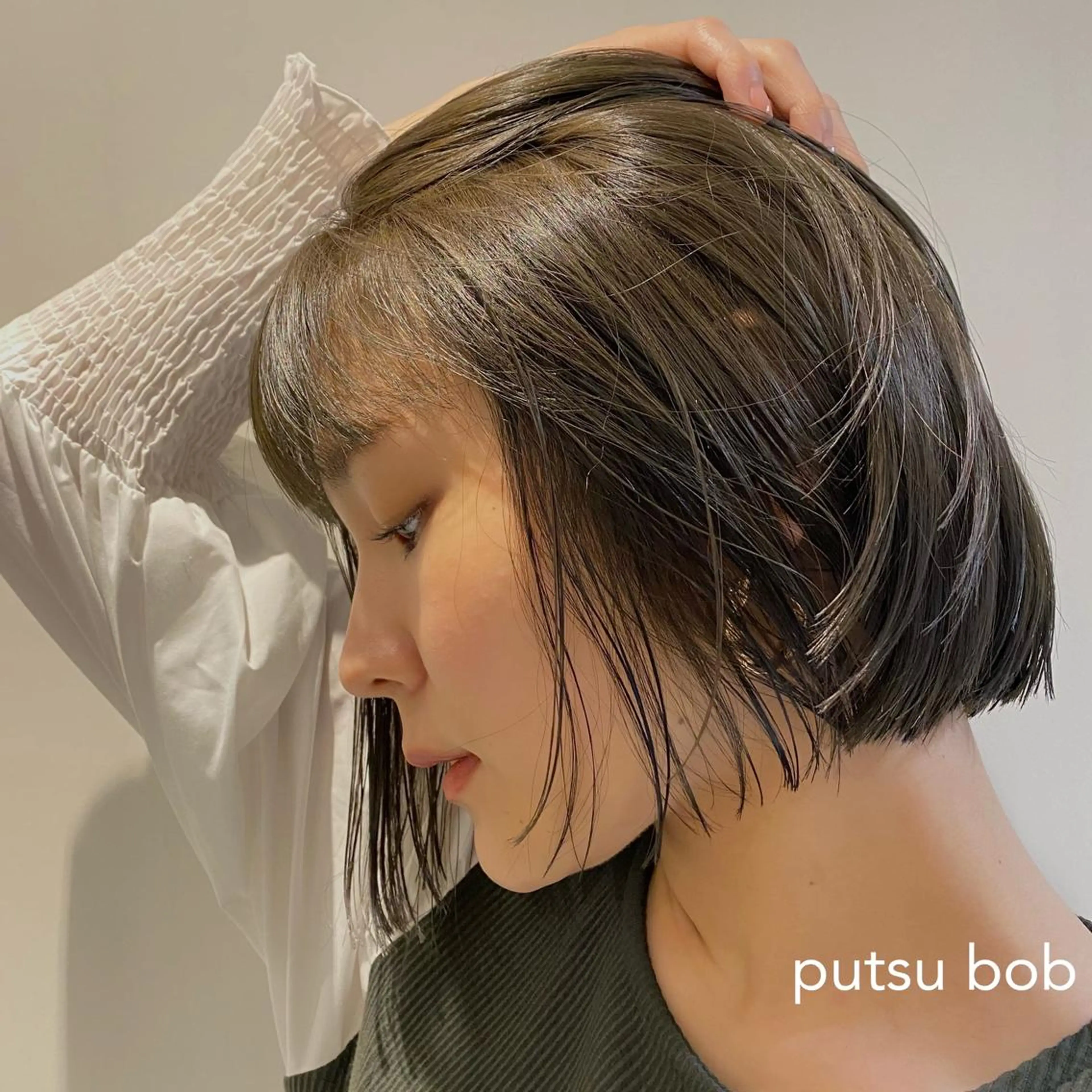 ショート カラー カット ヘアカラー トリートメント センターパート/ 暖色カラーayuのヘアスタイル