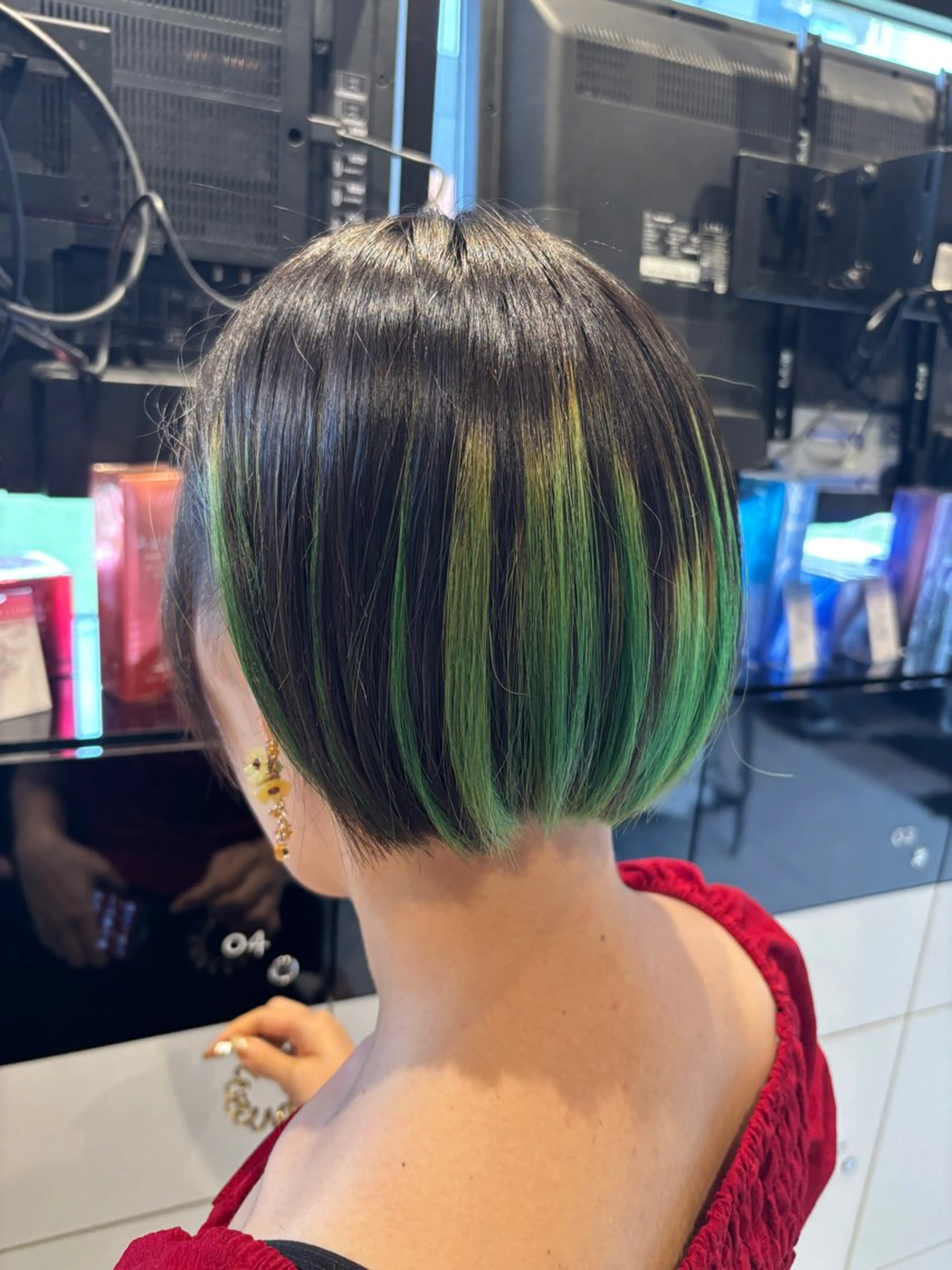 ショート カラー ヘアカラー トリートメント ブリーチ/ヘアケア/ 艶髪/イギチハルのヘアスタイル