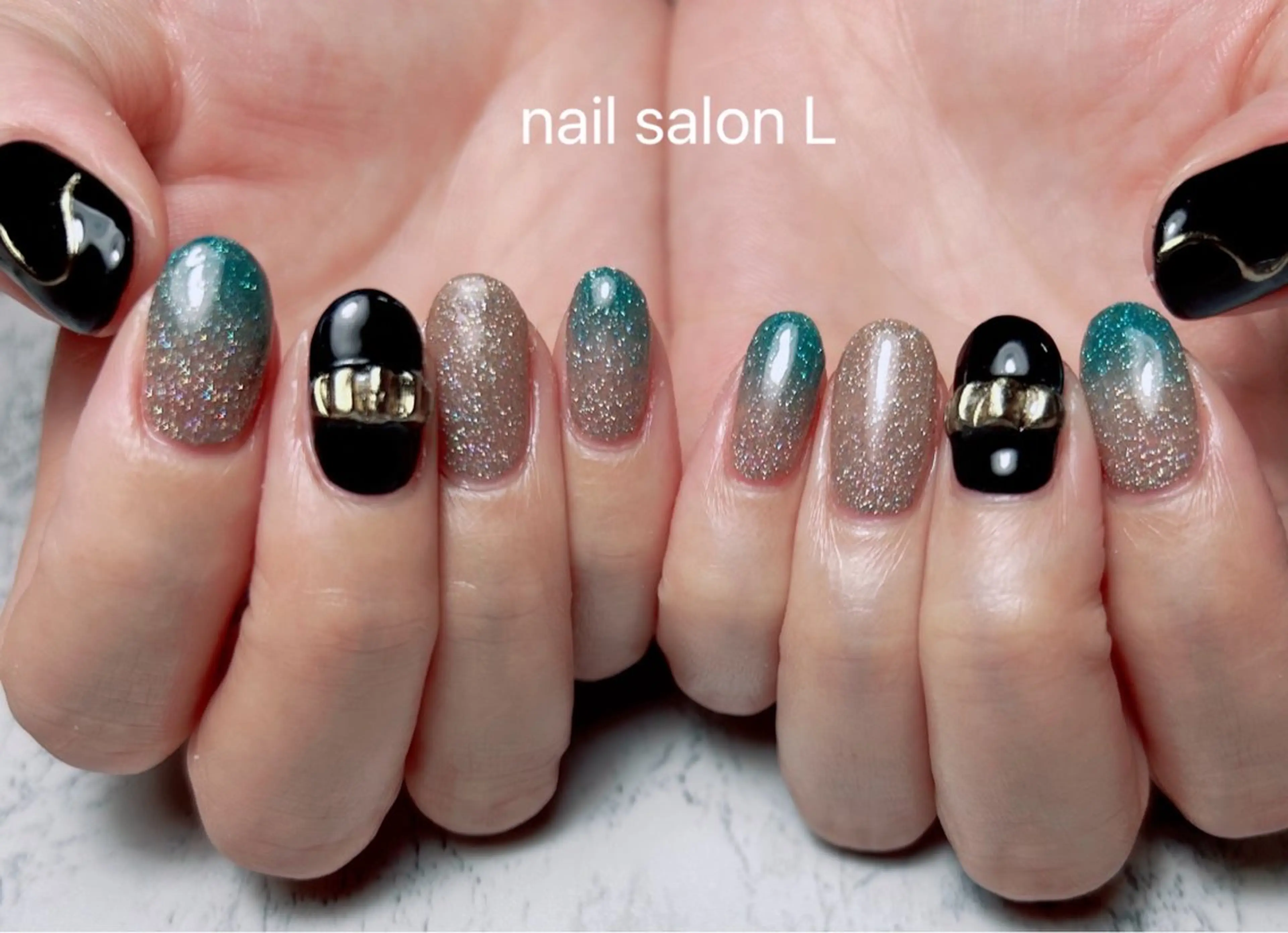 ネイル 吉川市 ネイルサロンLのネイルデザイン