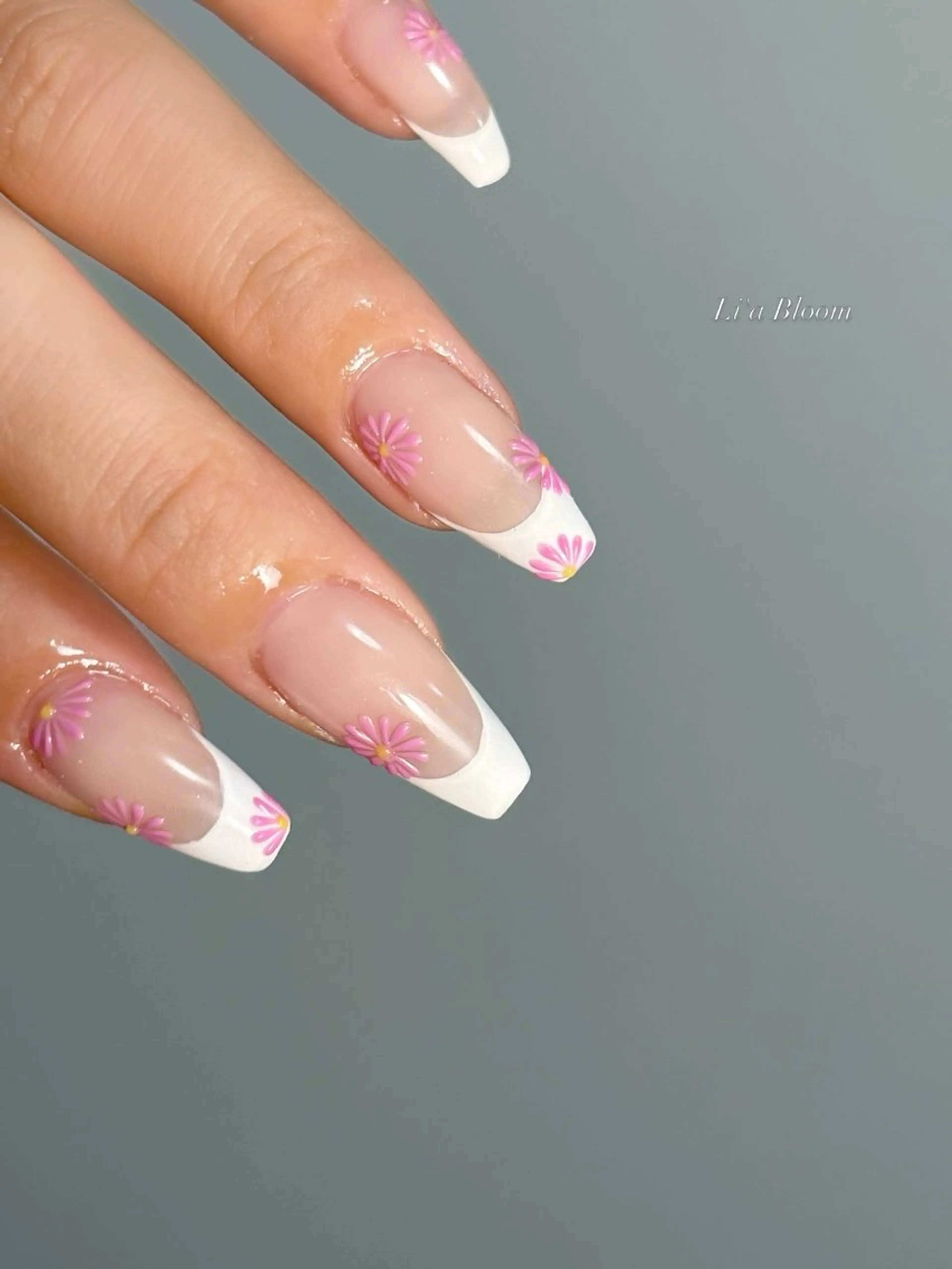 ネイル ハンドネイル Li'a Bloom所属・🦋🤍 madoka🤍のネイルデザイン