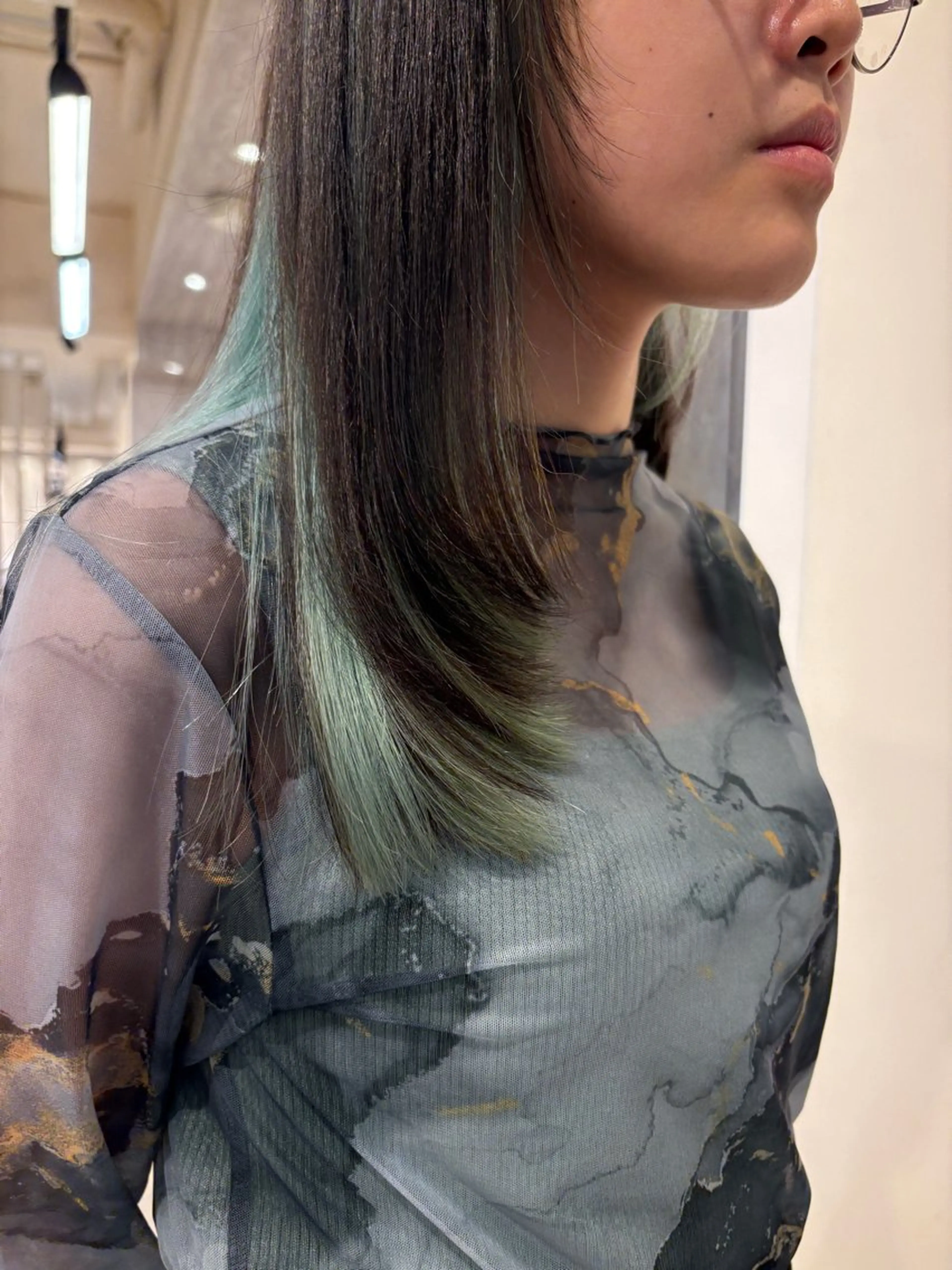 ミディアム 川崎 唯華のヘアスタイル