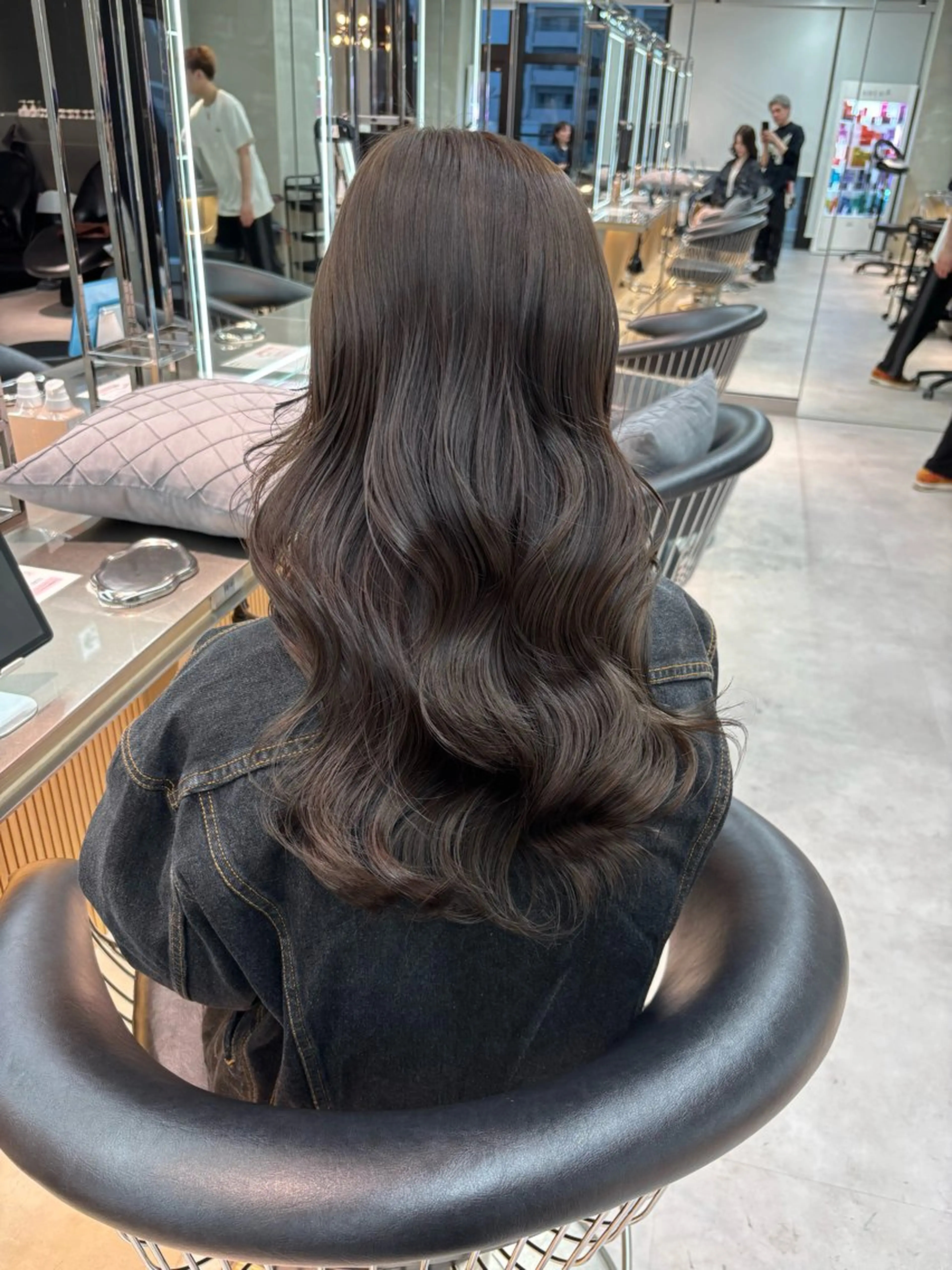 ミディアム カラー ミディアムレイヤー 透明感カラー ボブ 顔まわりレイヤー 韓国風ヘア ヘアカラー トリートメント 【美髪矯正】 吉村　清志のヘアスタイル