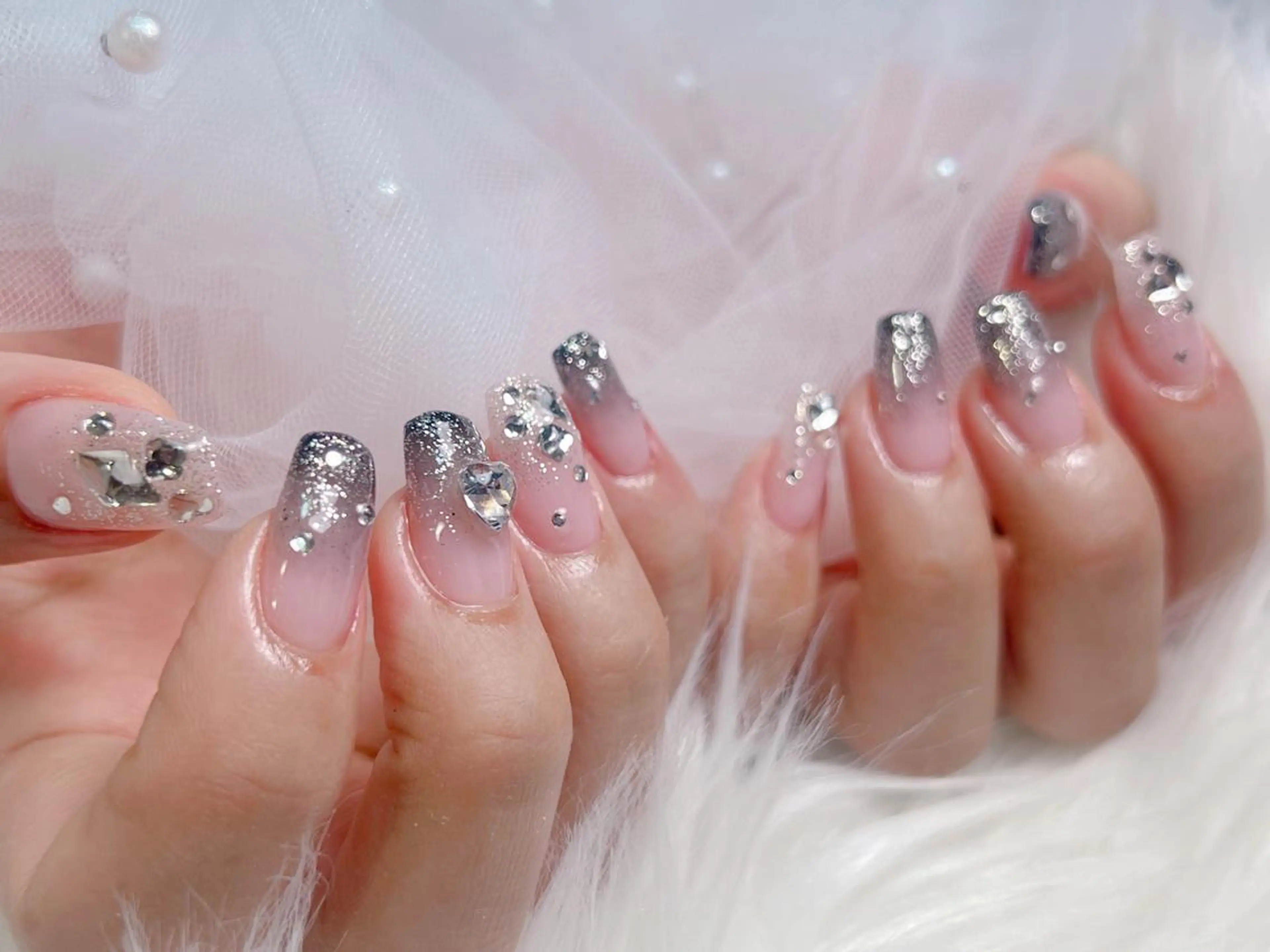 ネイル lucky nail 歌舞伎町のネイルデザイン