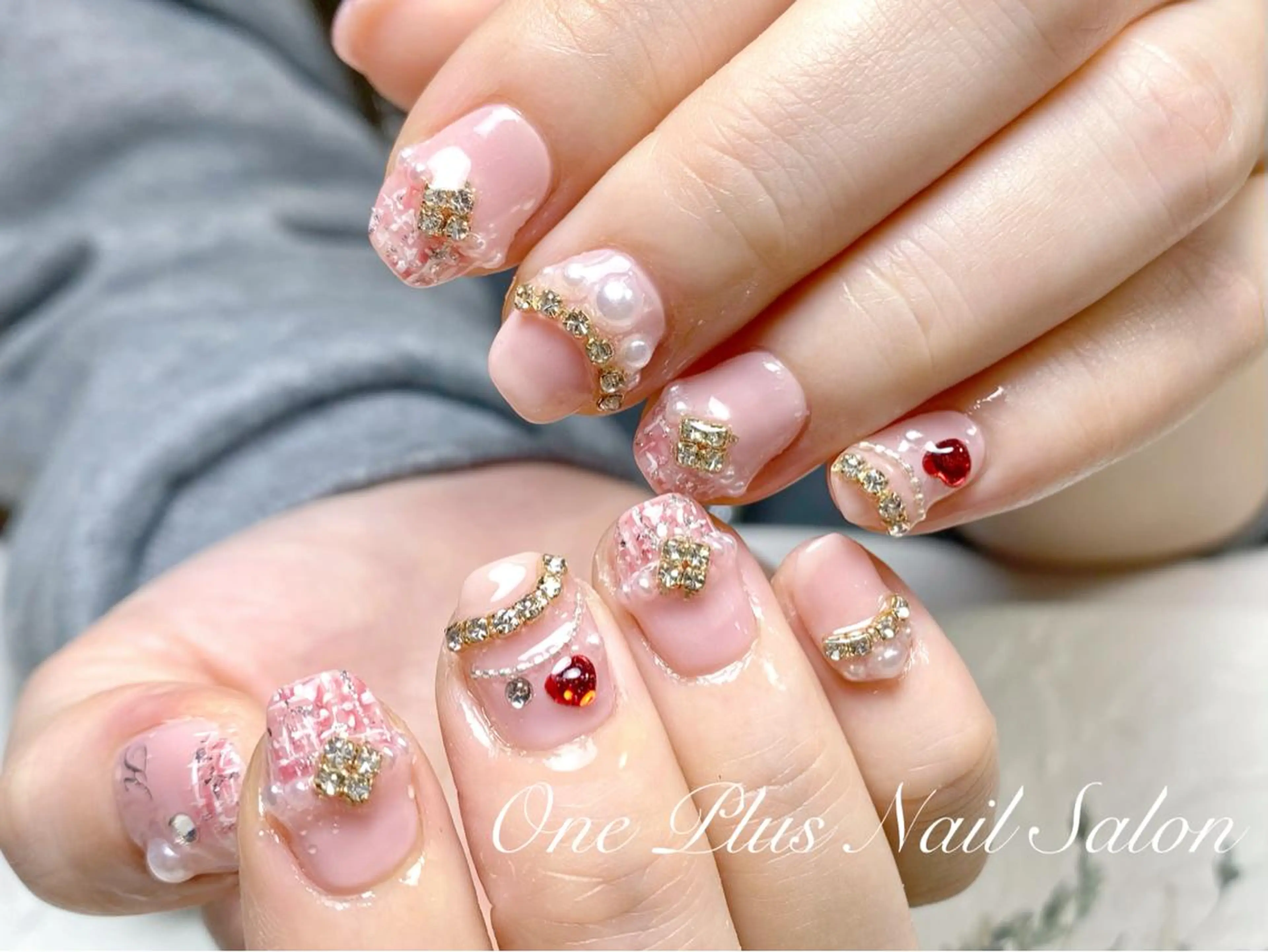 ネイル One Plus Nail Salonのネイルデザイン