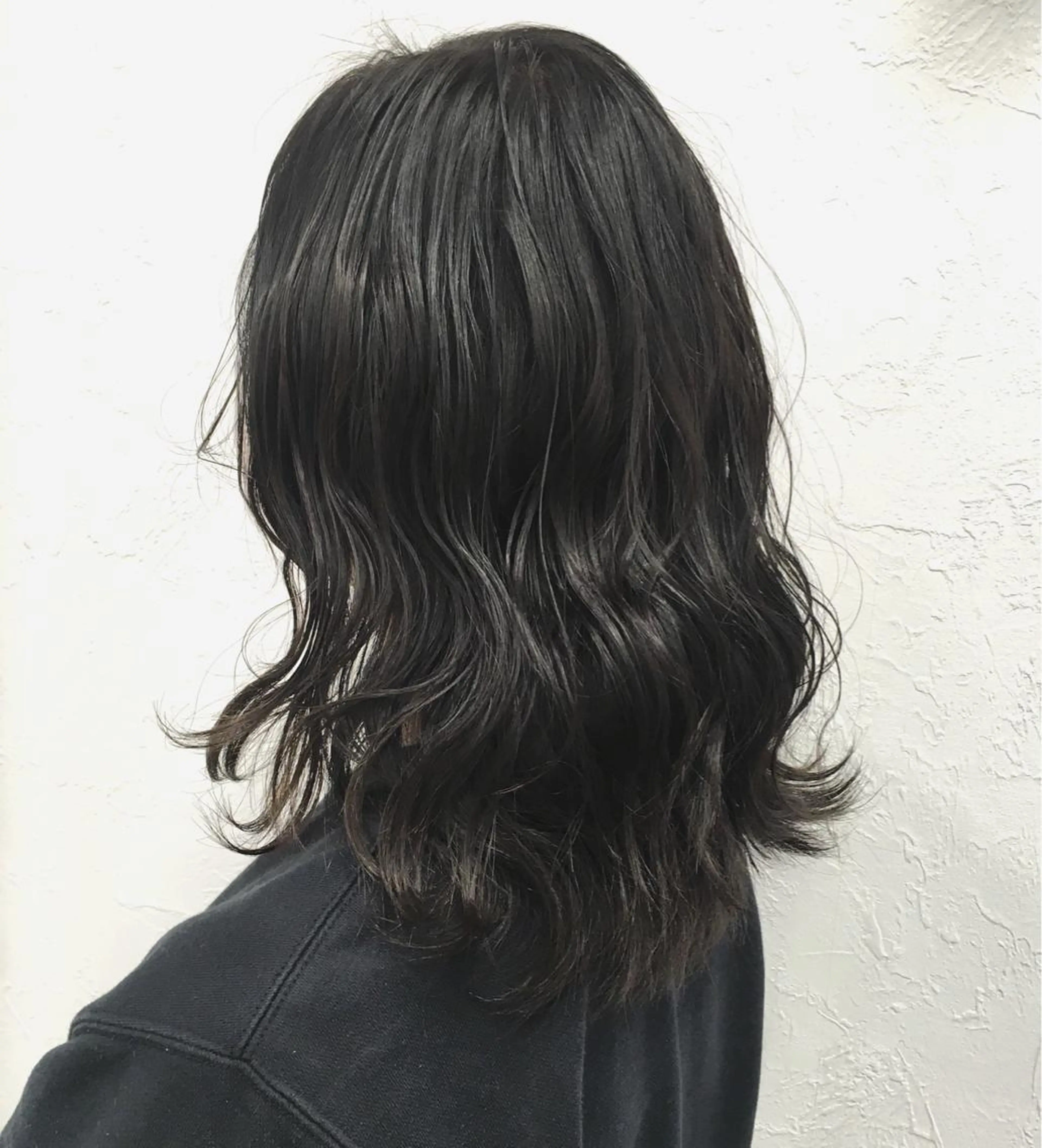 カラー アッシュ ブルーカラー ブルーアッシュ ヘアカラー 2nd所属・🤍2nd🤍田所 美希のヘアスタイル