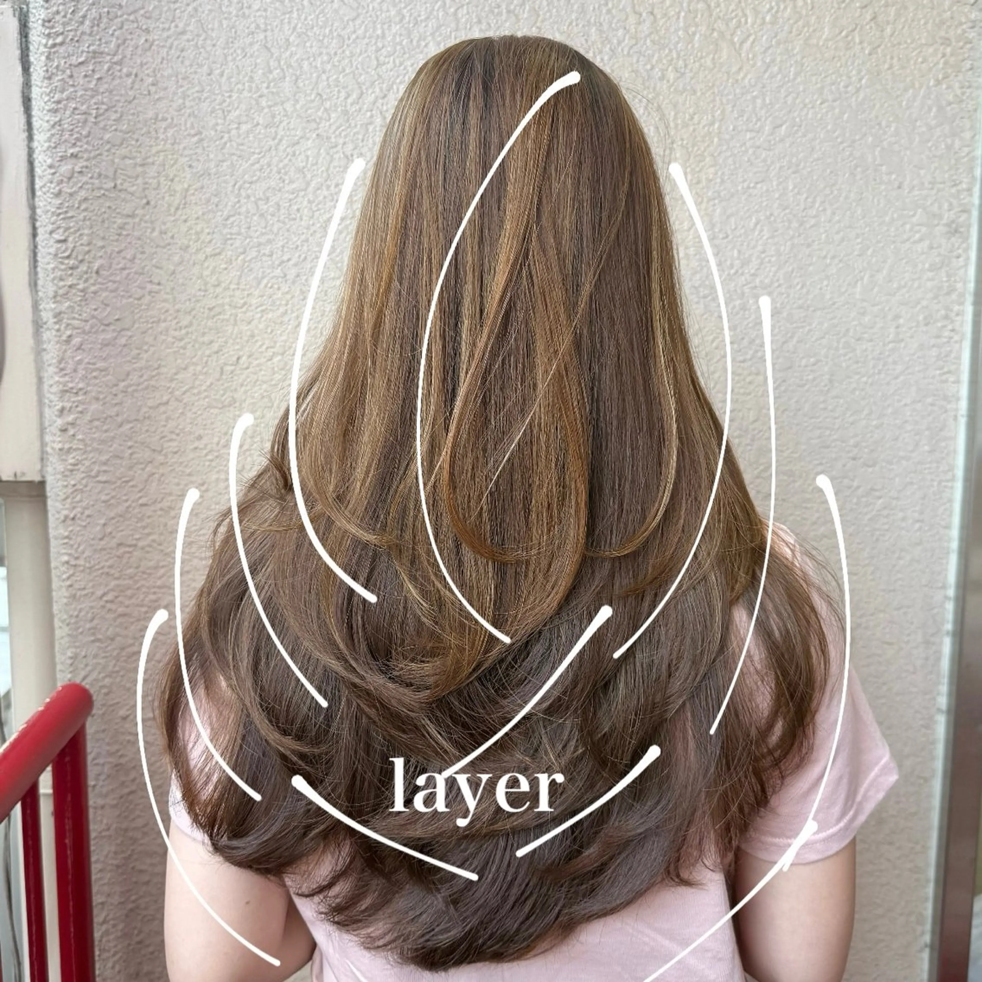 セミロング カラー レイヤーカット SALOWIN 新宿三丁目EAST所属・韓国レイヤー🇰🇷 layercut✂️のヘアスタイル